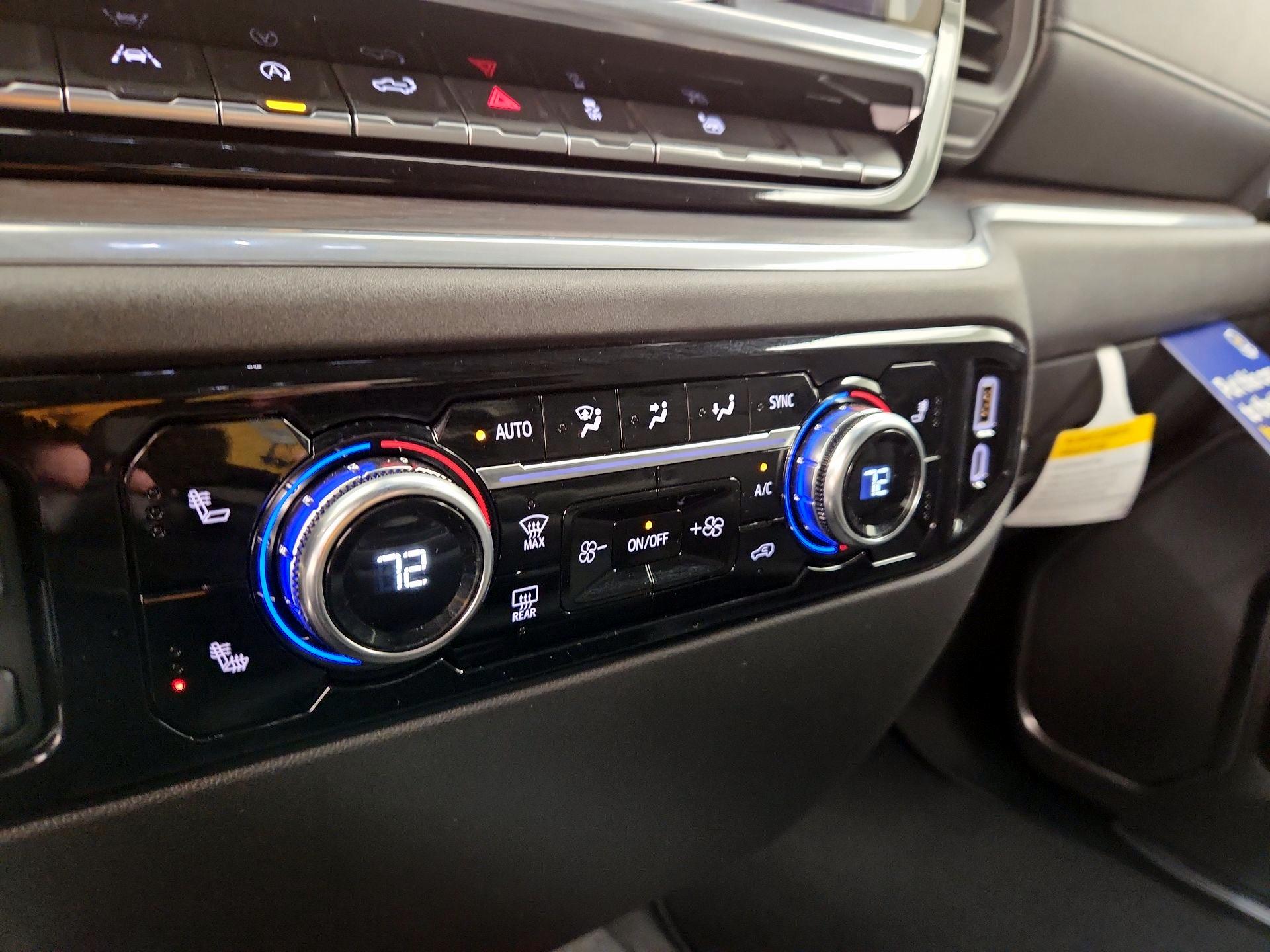 Thumbnail: 2025 GMC Sierra 1500 - 16