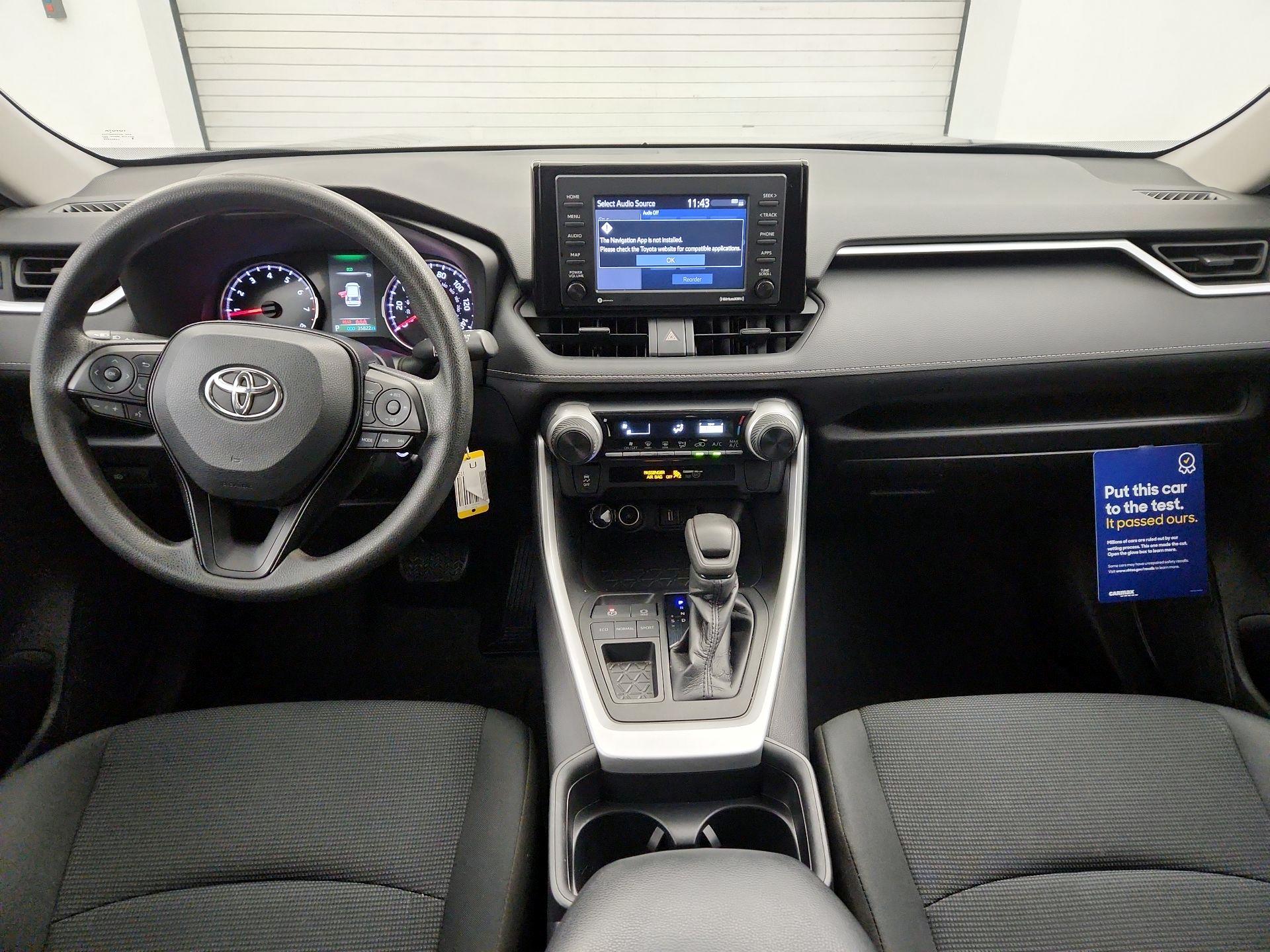 Thumbnail: 2021 Toyota RAV4 - 9