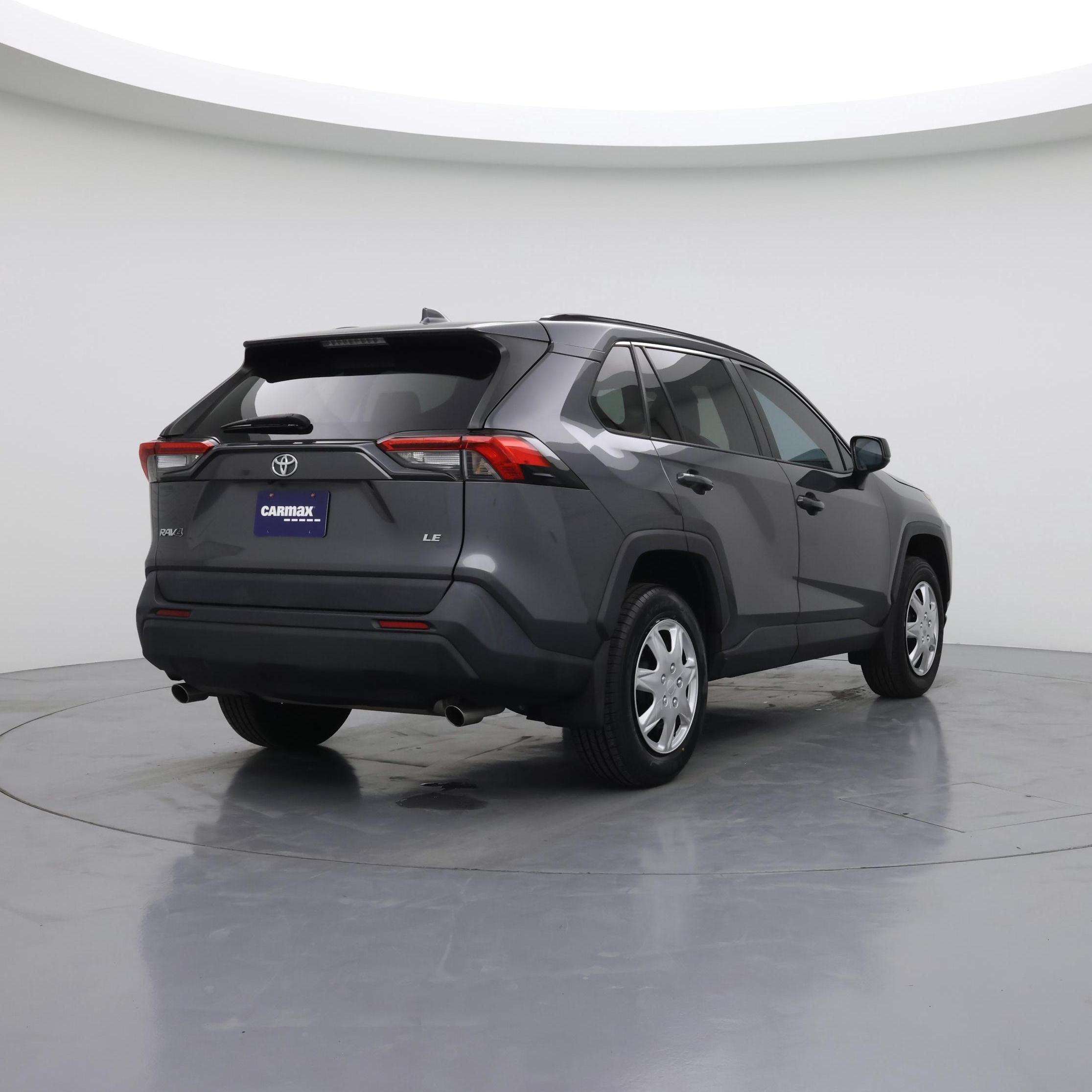 Thumbnail: 2021 Toyota RAV4 - 8
