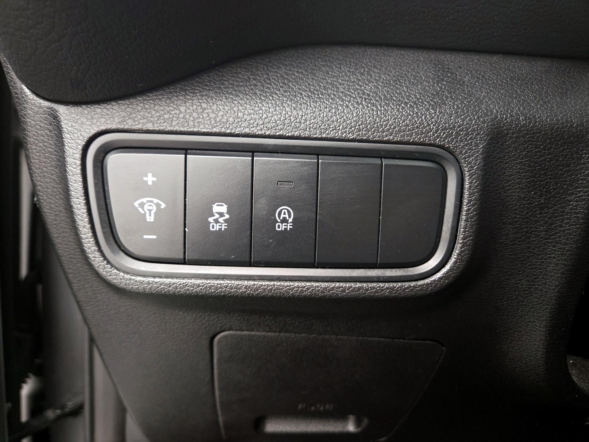 Thumbnail: 2023 Kia Soul - 13