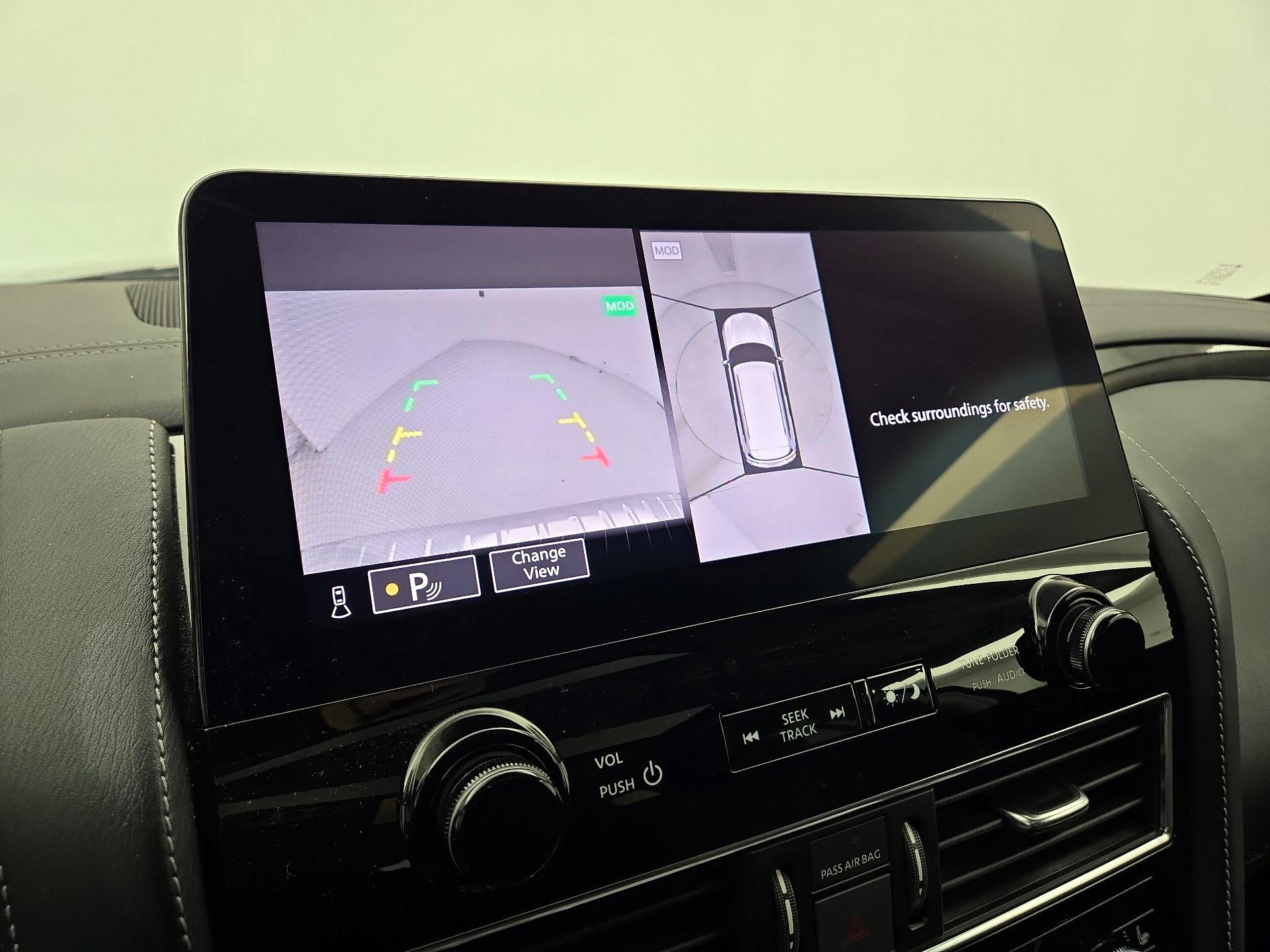 Thumbnail: 2024 INFINITI QX80 - 15