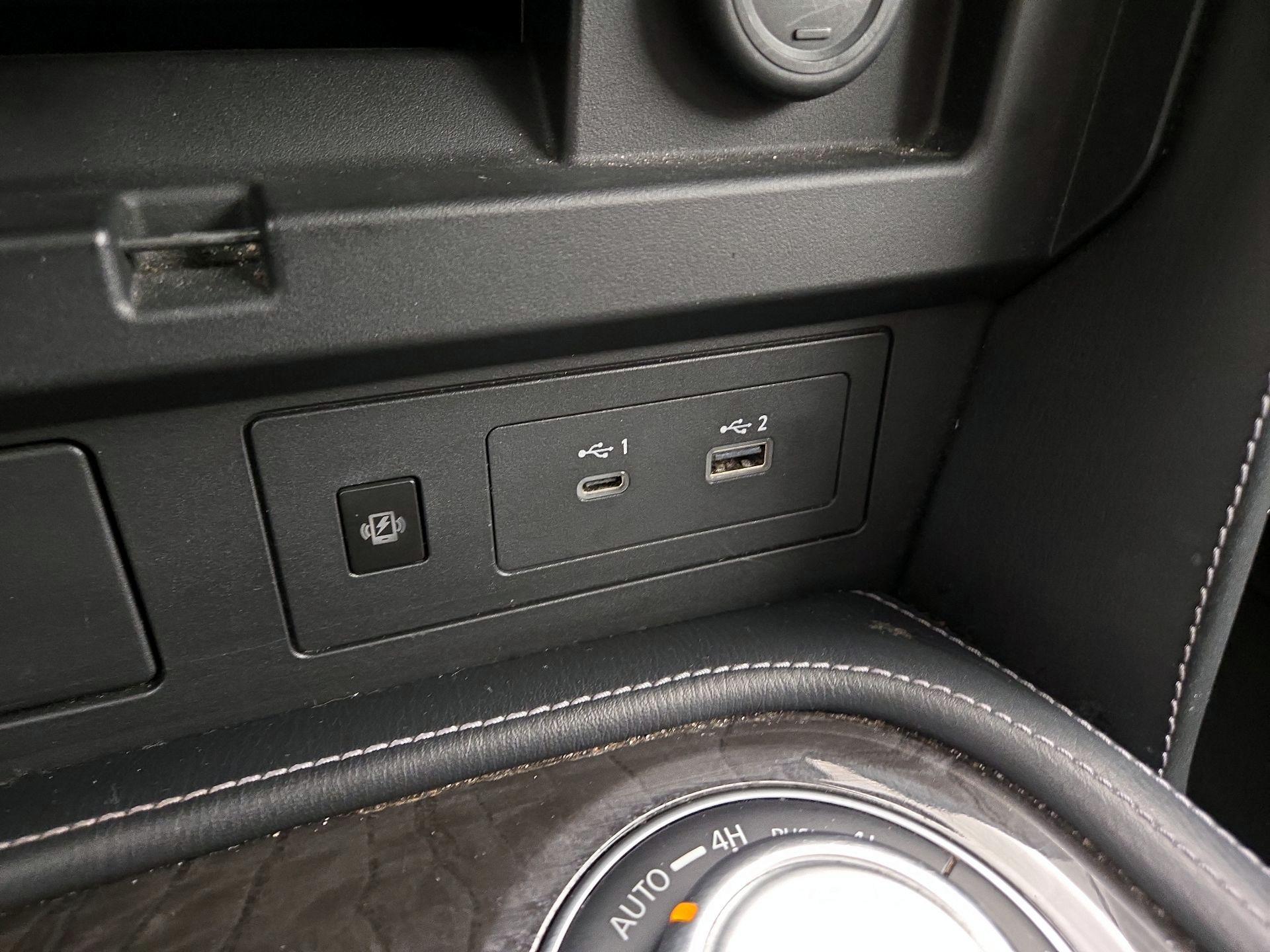 Thumbnail: 2024 INFINITI QX80 - 19