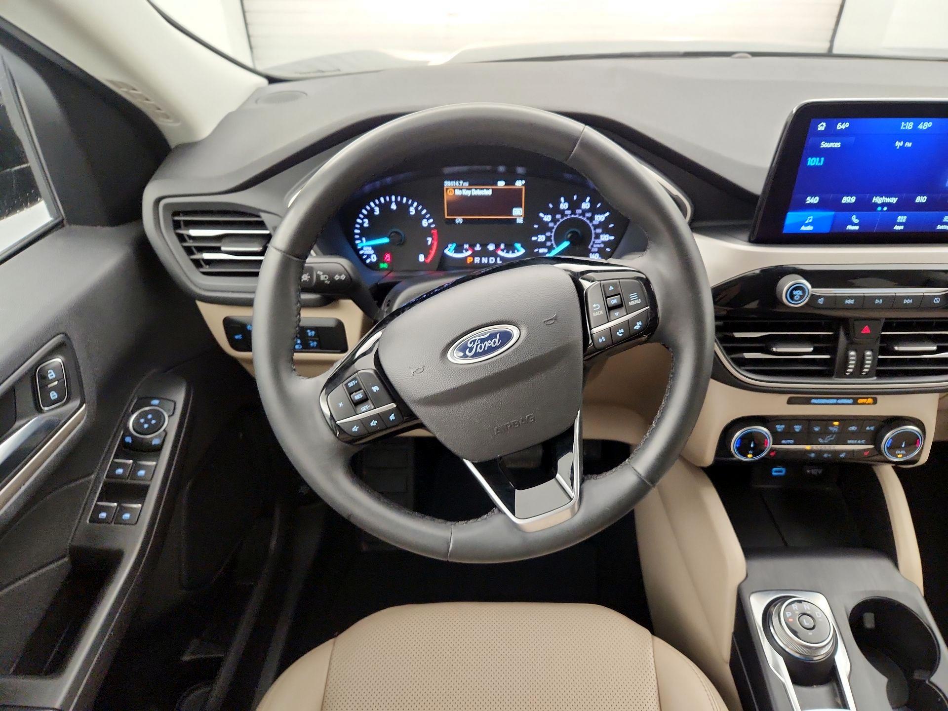 Thumbnail: 2022 Ford Escape - 10