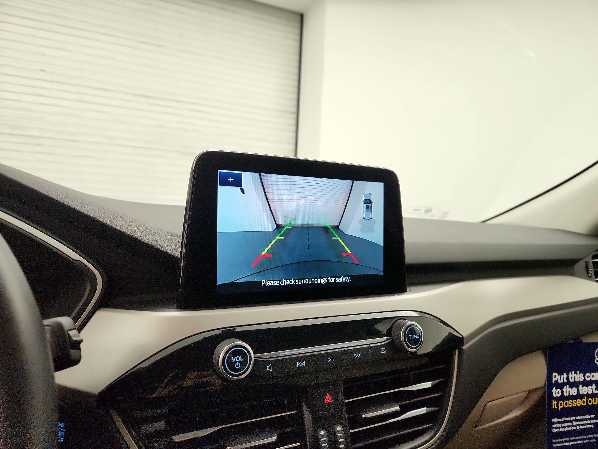 Thumbnail: 2022 Ford Escape - 14