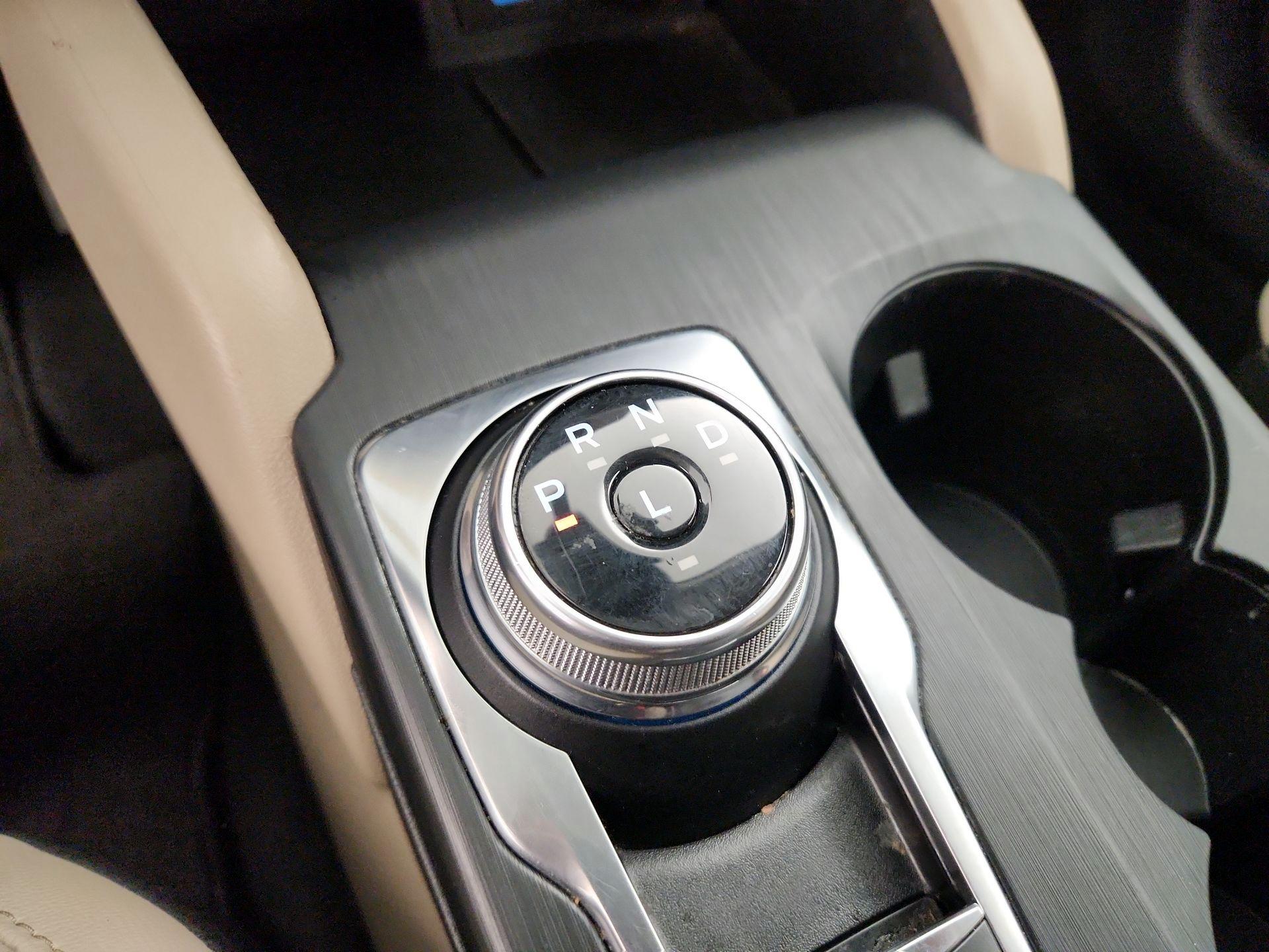 Thumbnail: 2022 Ford Escape - 17