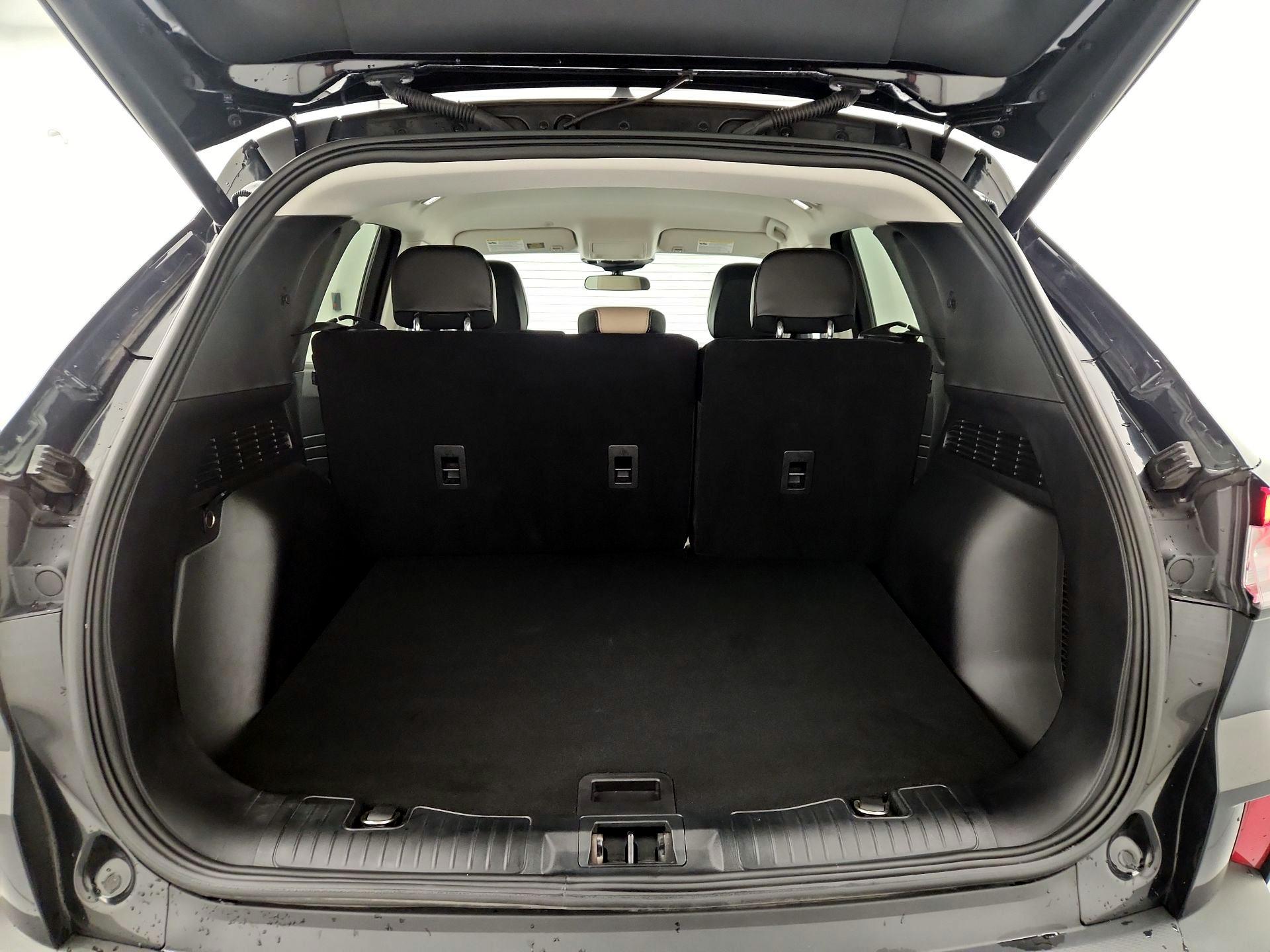 Thumbnail: 2022 Ford Escape - 20