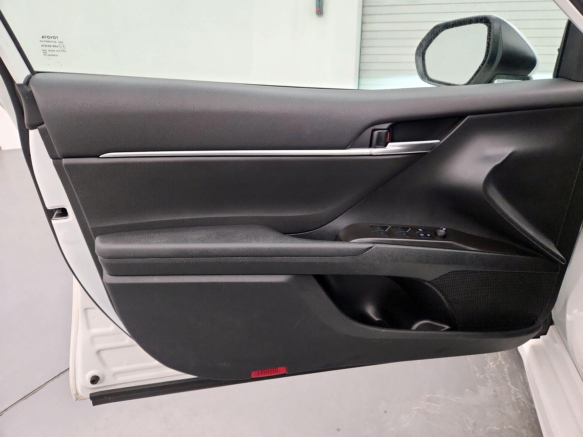 Thumbnail: 2024 Toyota Camry - 12