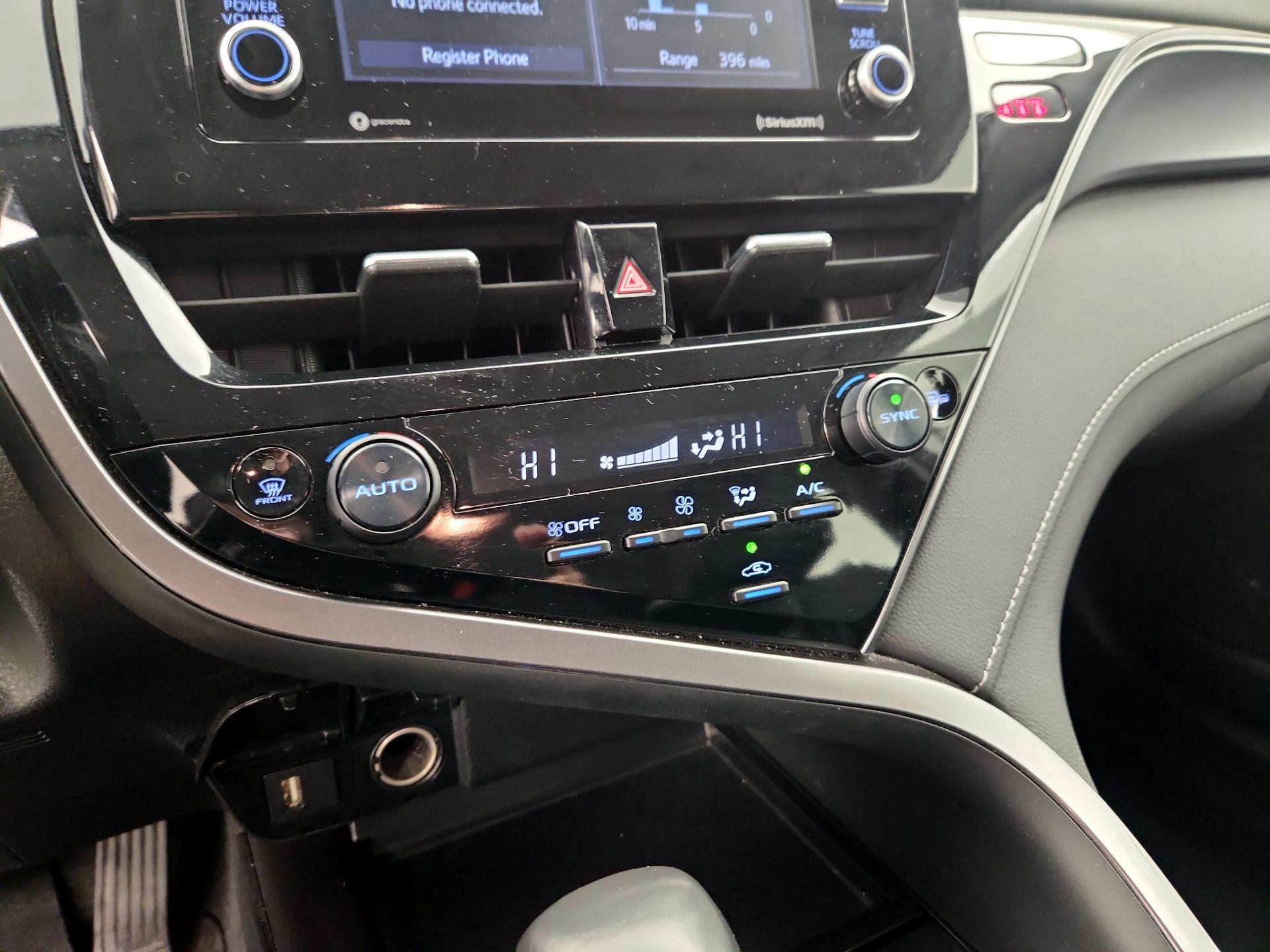 Thumbnail: 2024 Toyota Camry - 16