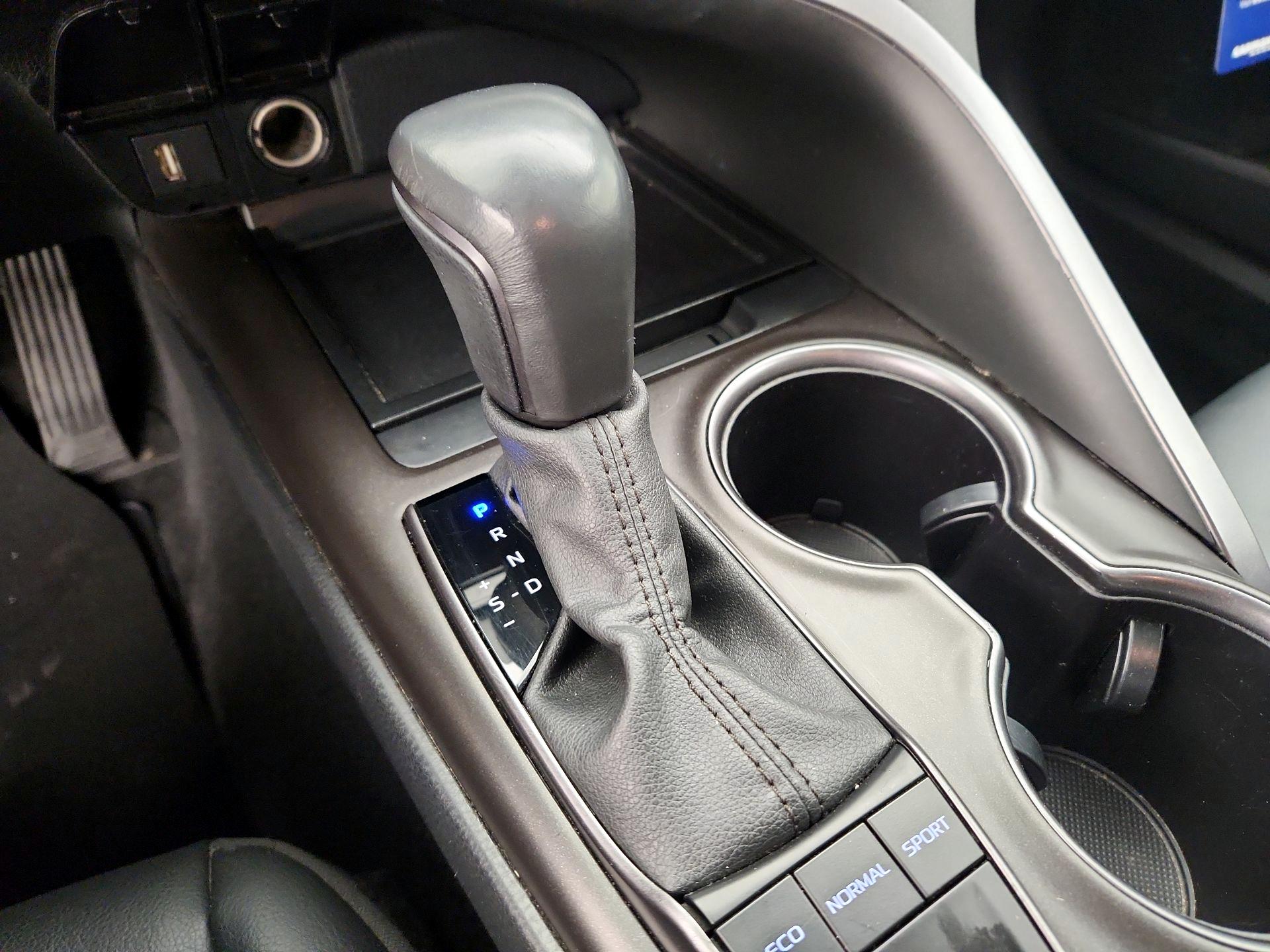 Thumbnail: 2024 Toyota Camry - 17