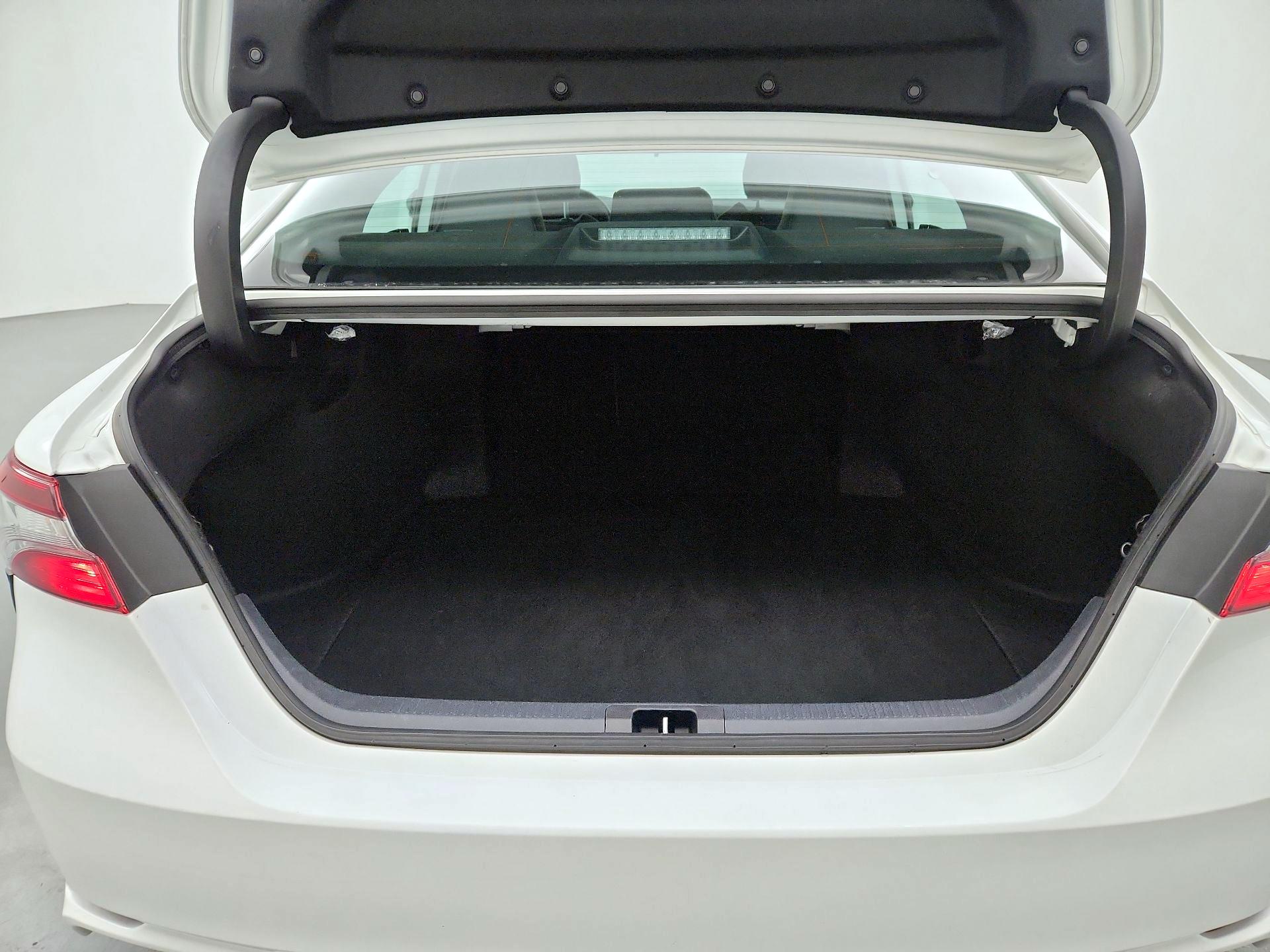 Thumbnail: 2024 Toyota Camry - 20