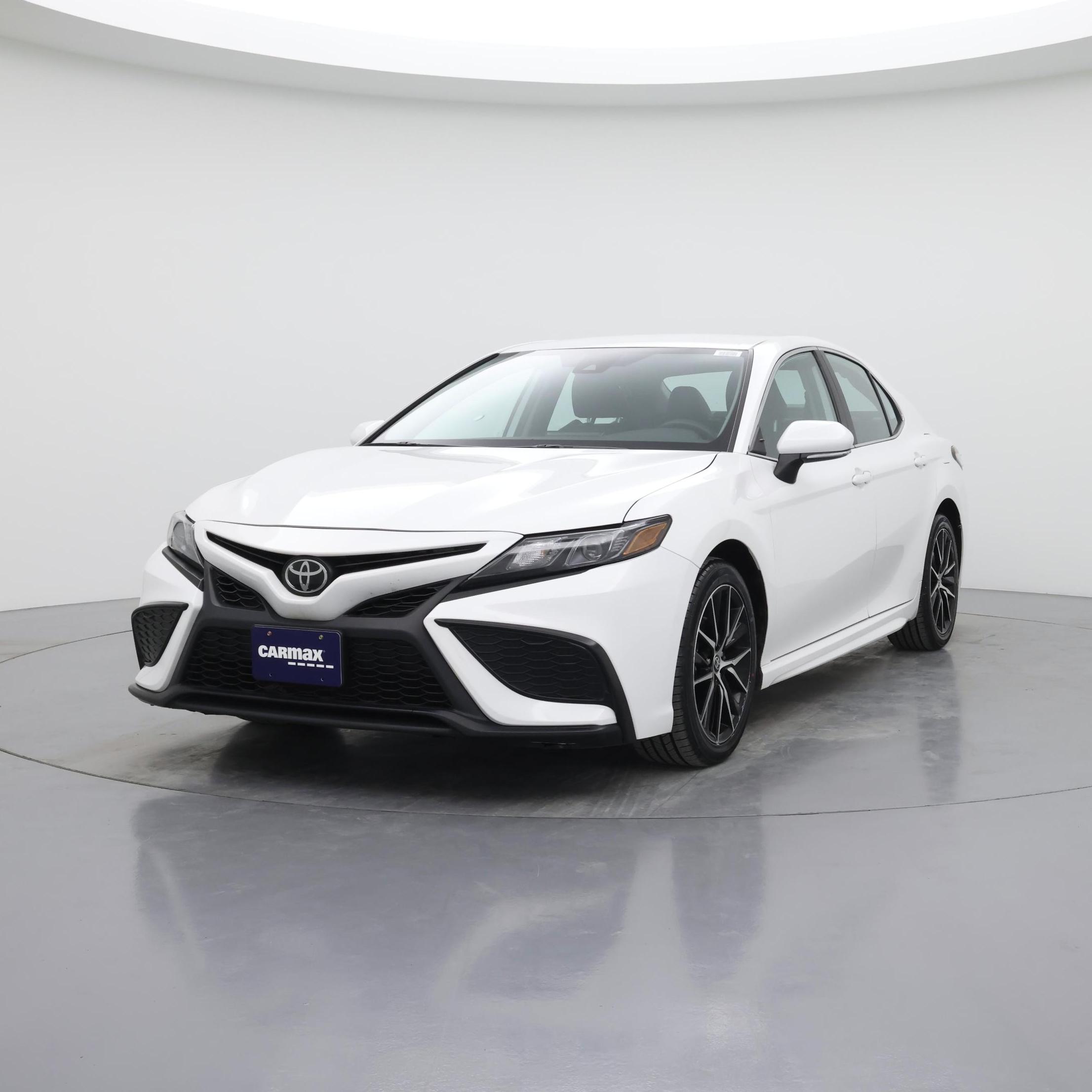 Thumbnail: 2024 Toyota Camry - 4