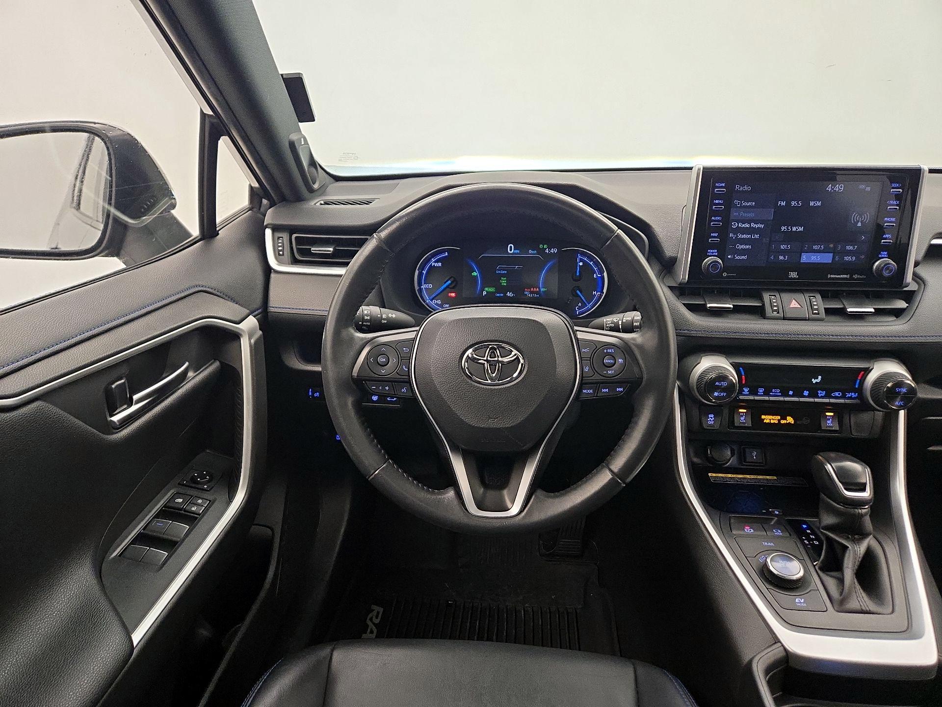 Thumbnail: 2020 Toyota RAV4 - 10