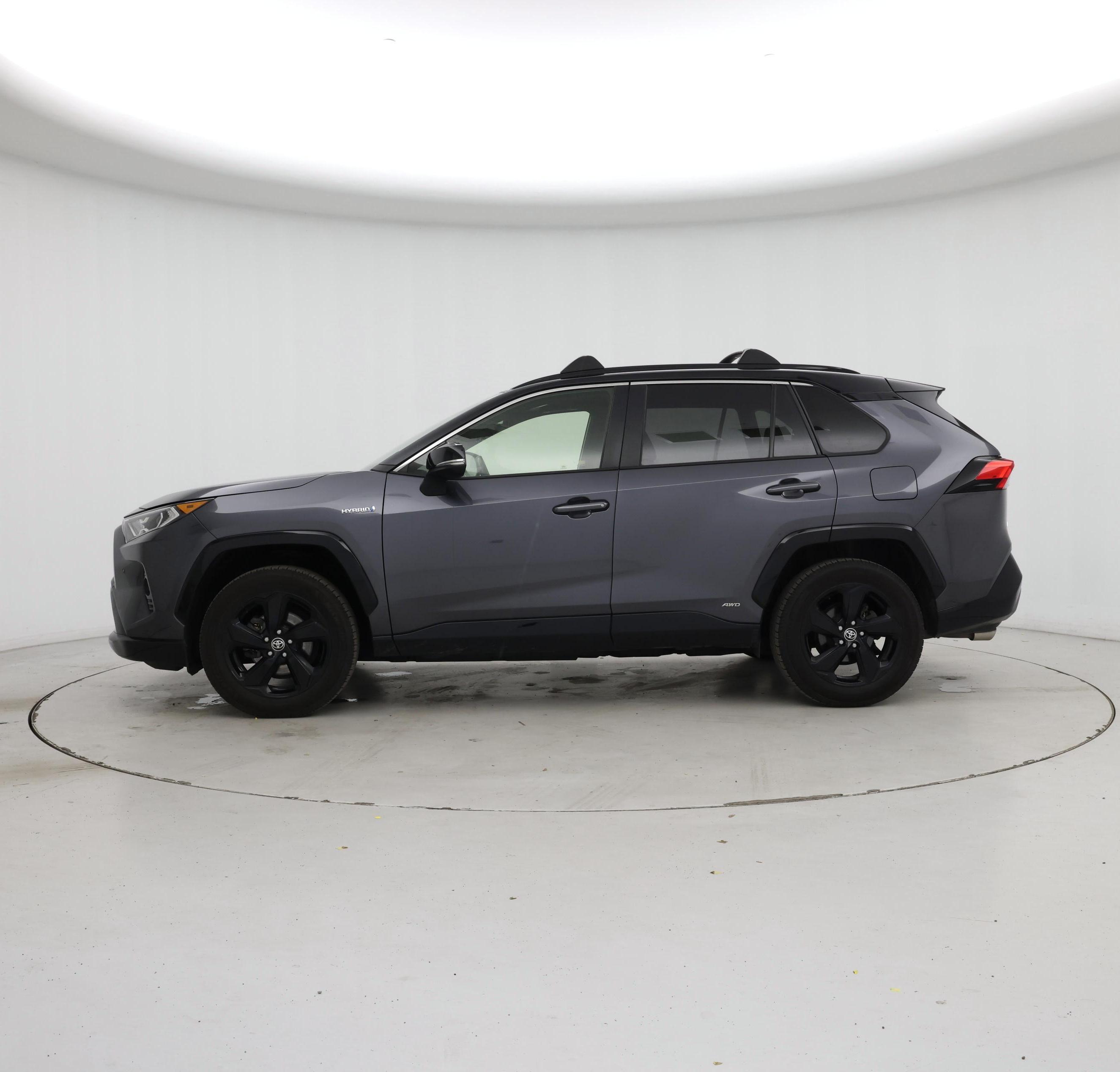Thumbnail: 2020 Toyota RAV4 - 3