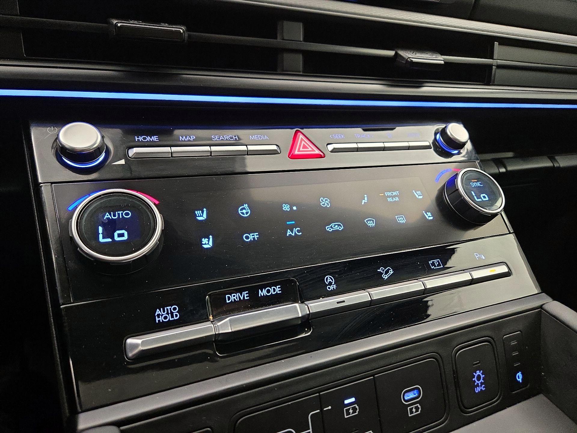 Thumbnail: 2024 Hyundai Santa Fe - 17