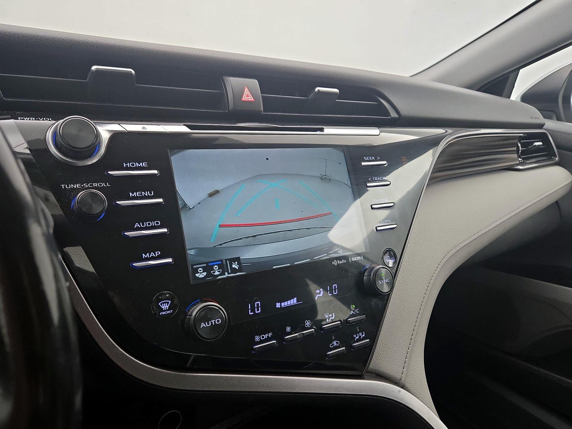 Thumbnail: 2020 Toyota Camry - 14