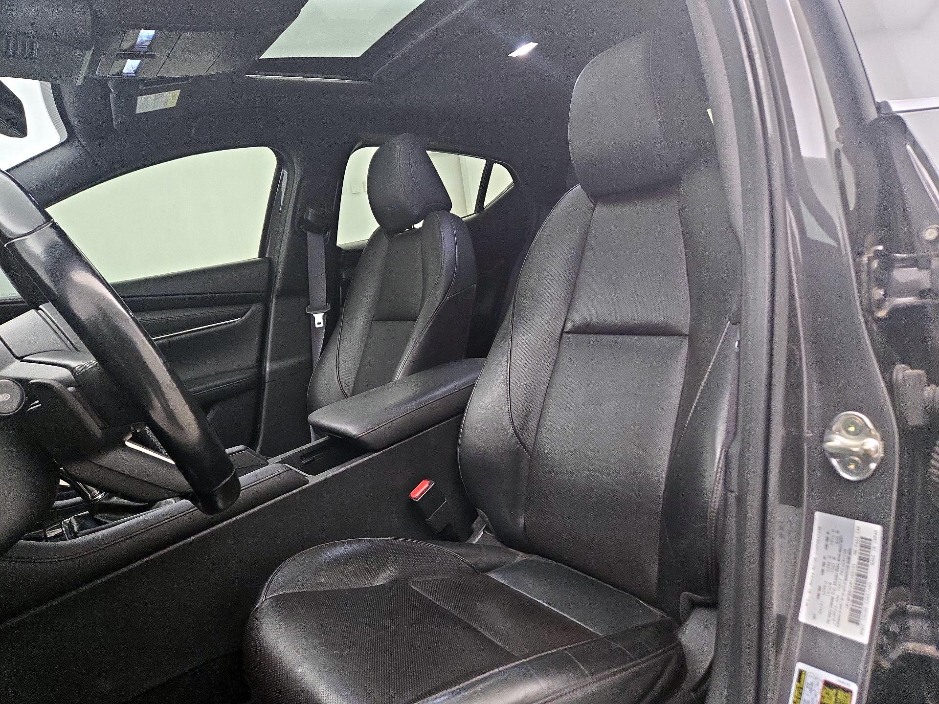 Thumbnail: 2021 Mazda Mazda3 - 11