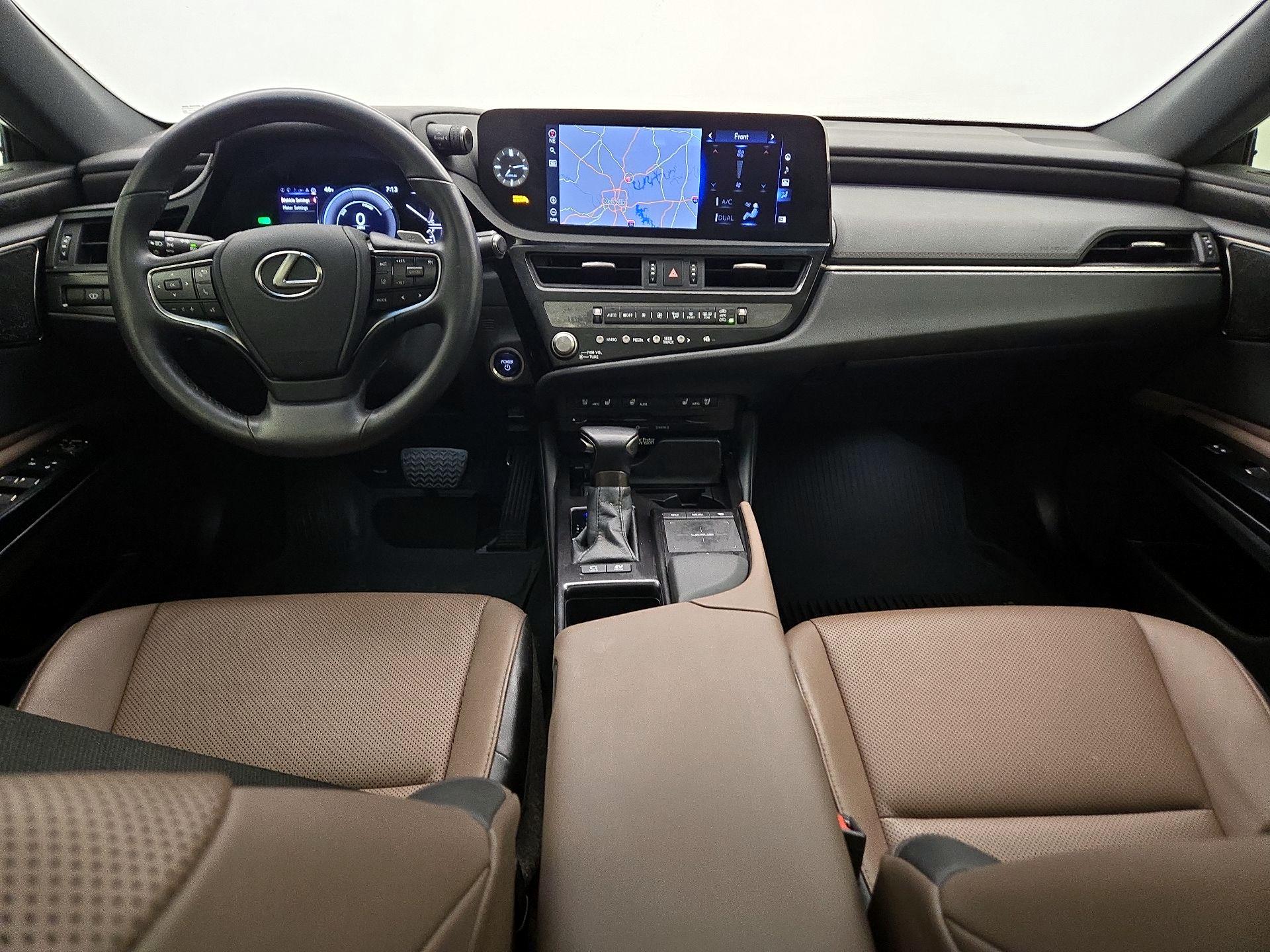 Thumbnail: 2022 Lexus ES - 9