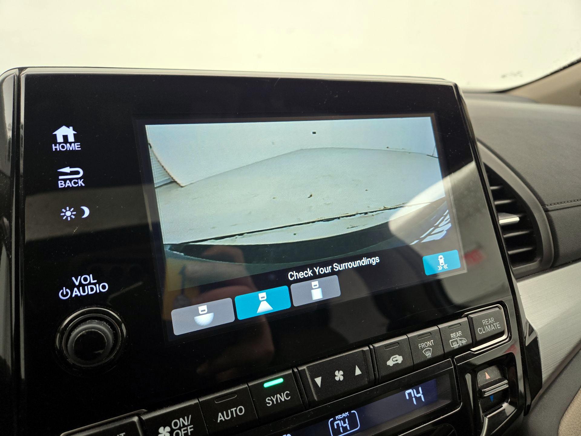 Thumbnail: 2018 Honda Odyssey - 14