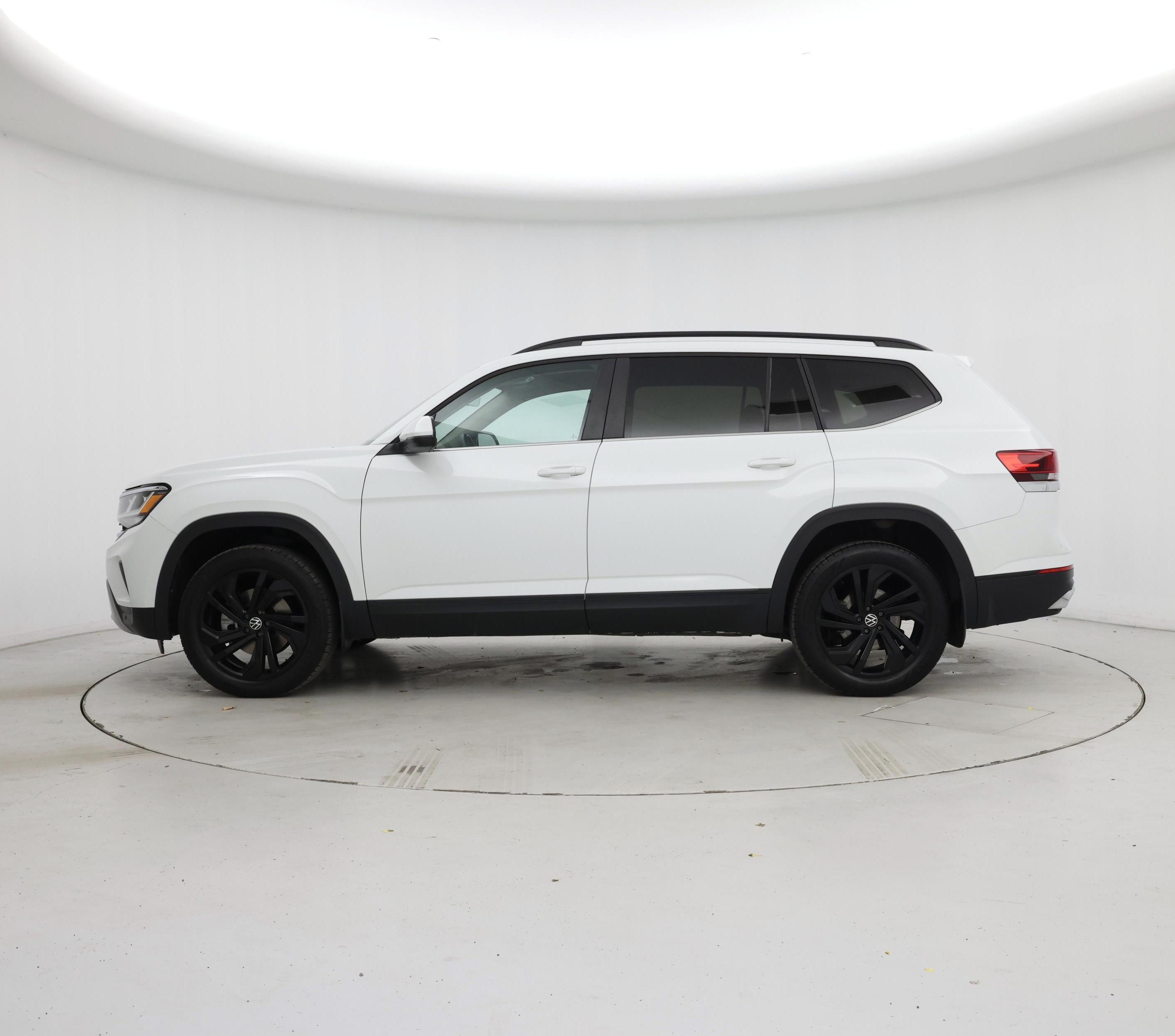 Thumbnail: 2022 Volkswagen Atlas - 3