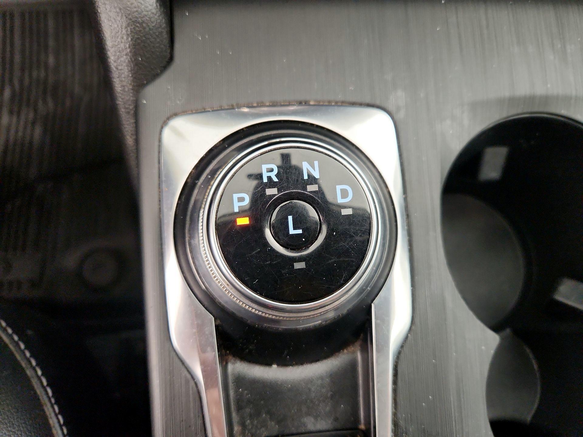 Thumbnail: 2021 Ford Escape - 17