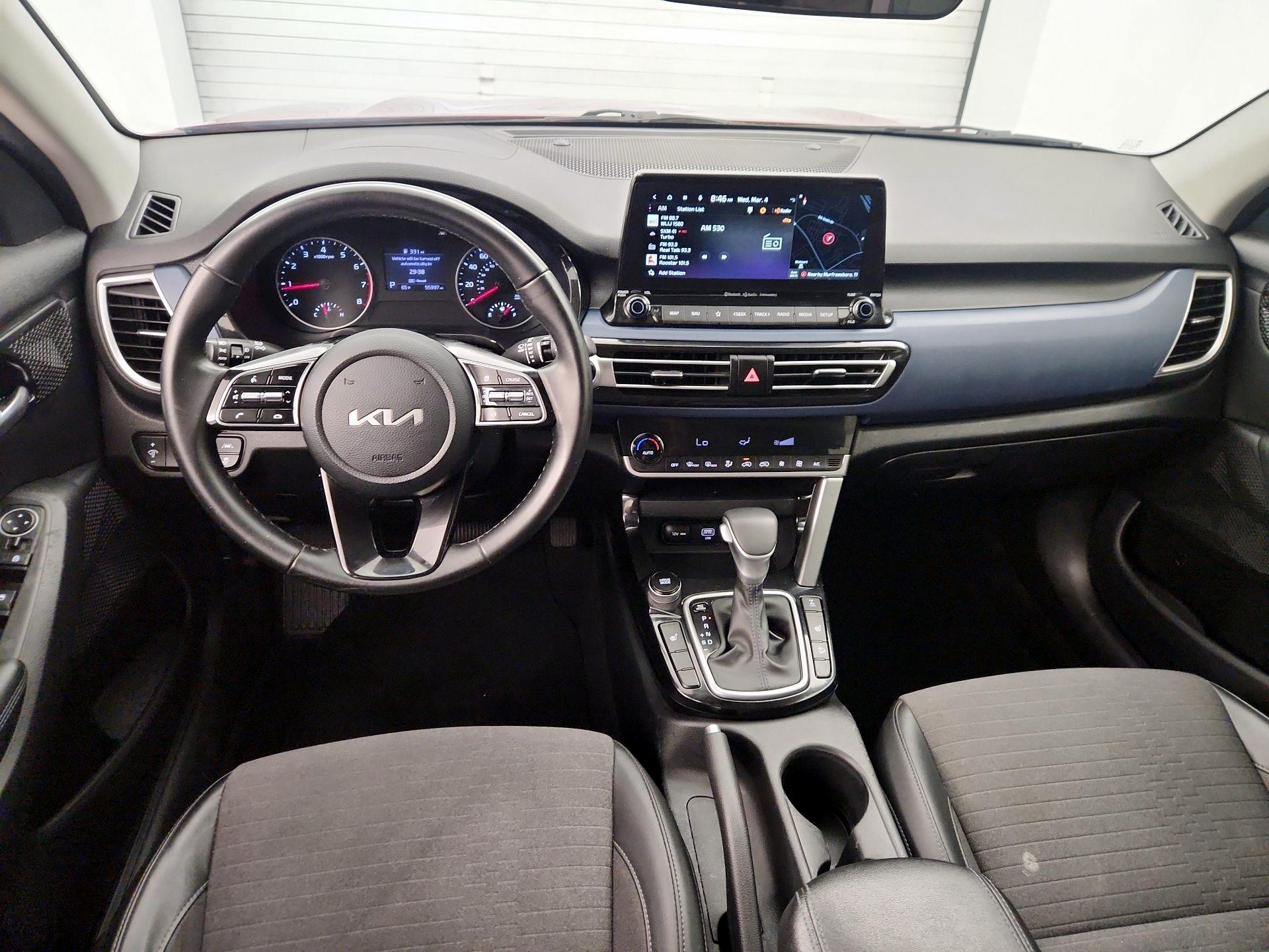 Thumbnail: 2023 Kia Seltos - 9