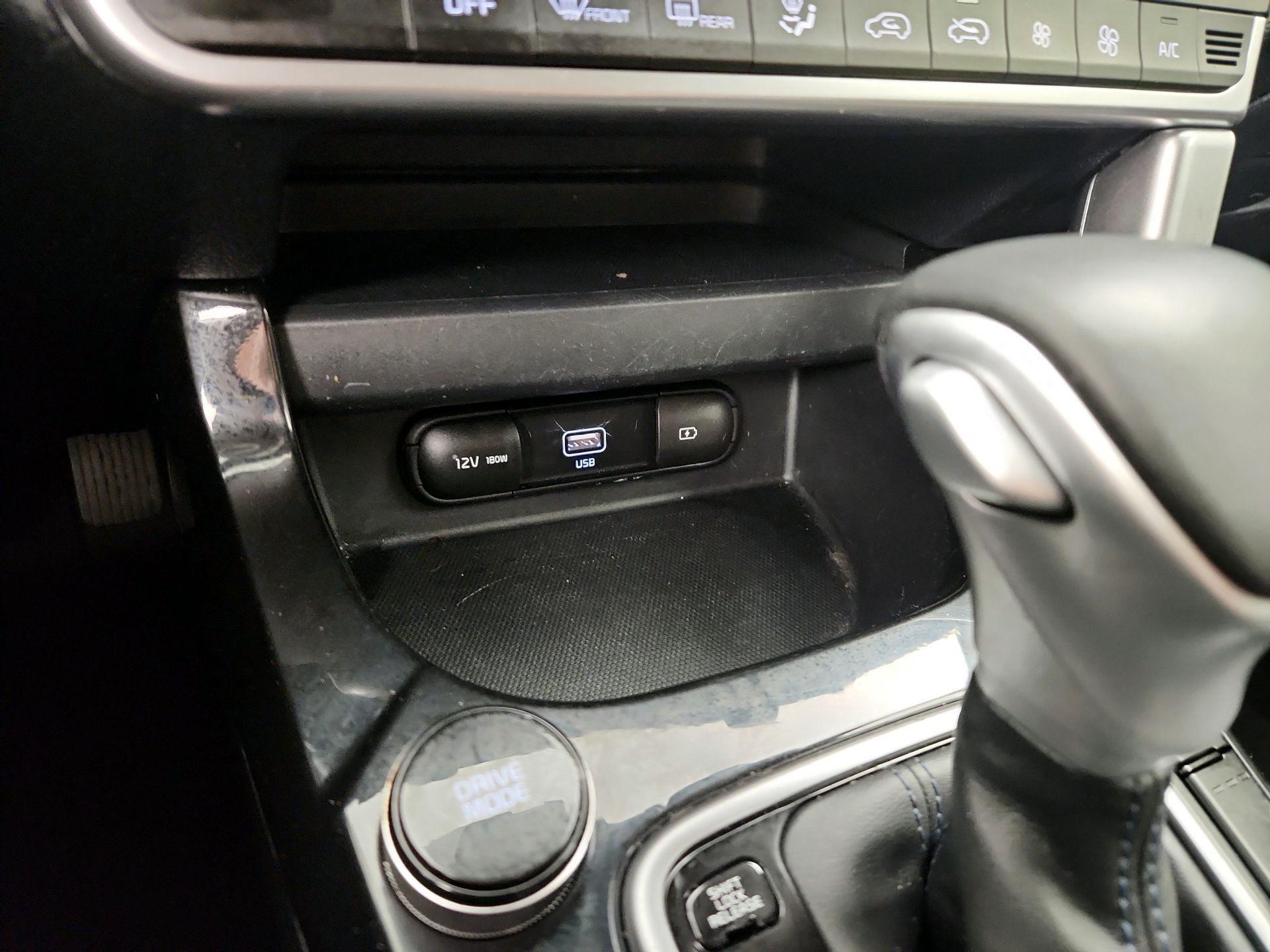 Thumbnail: 2023 Kia Seltos - 18