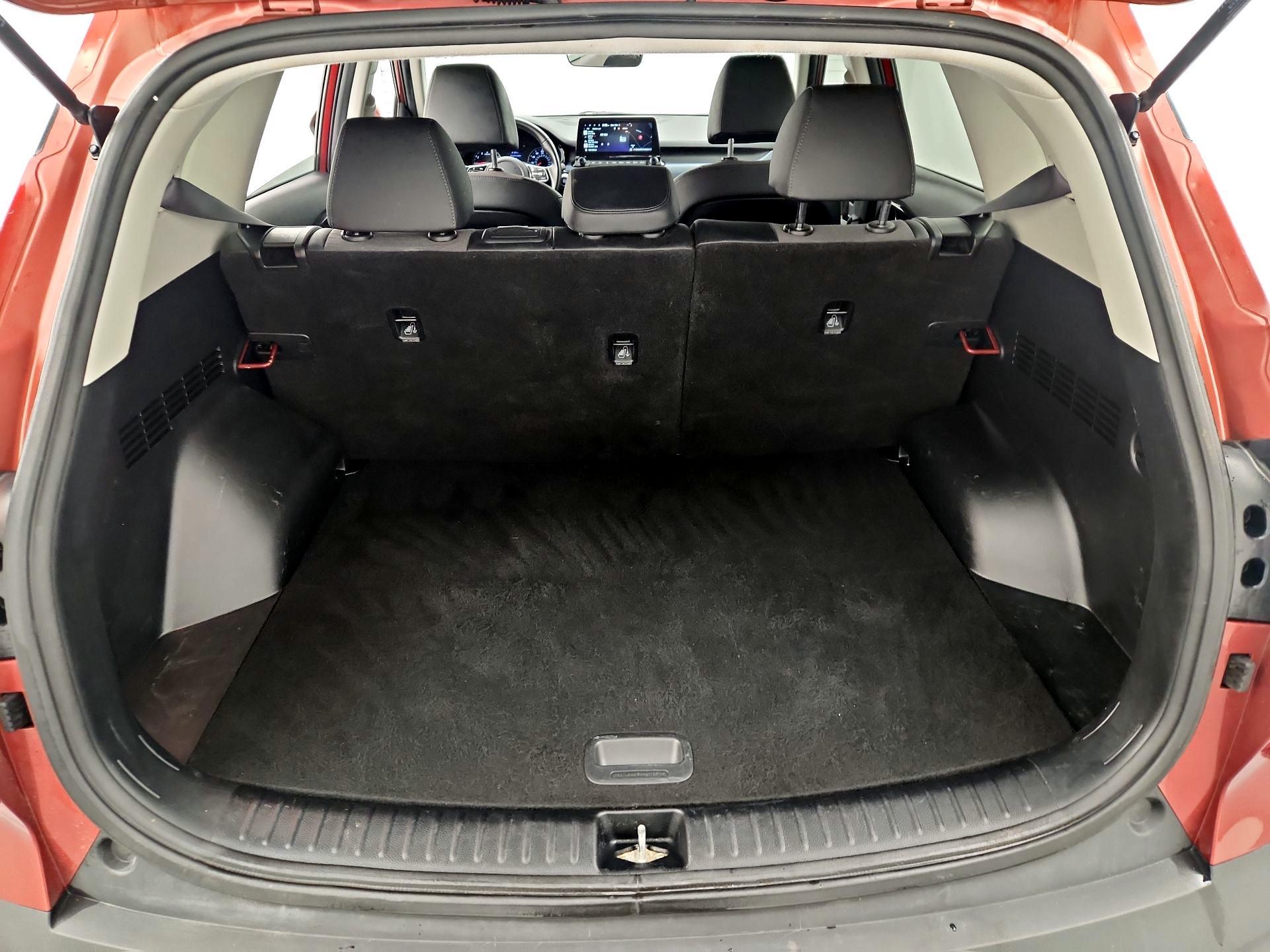 Thumbnail: 2023 Kia Seltos - 20