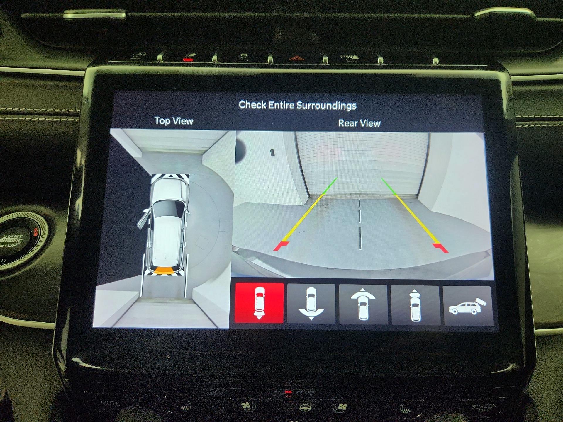 Thumbnail: 2022 Jeep Grand Cherokee L - 15