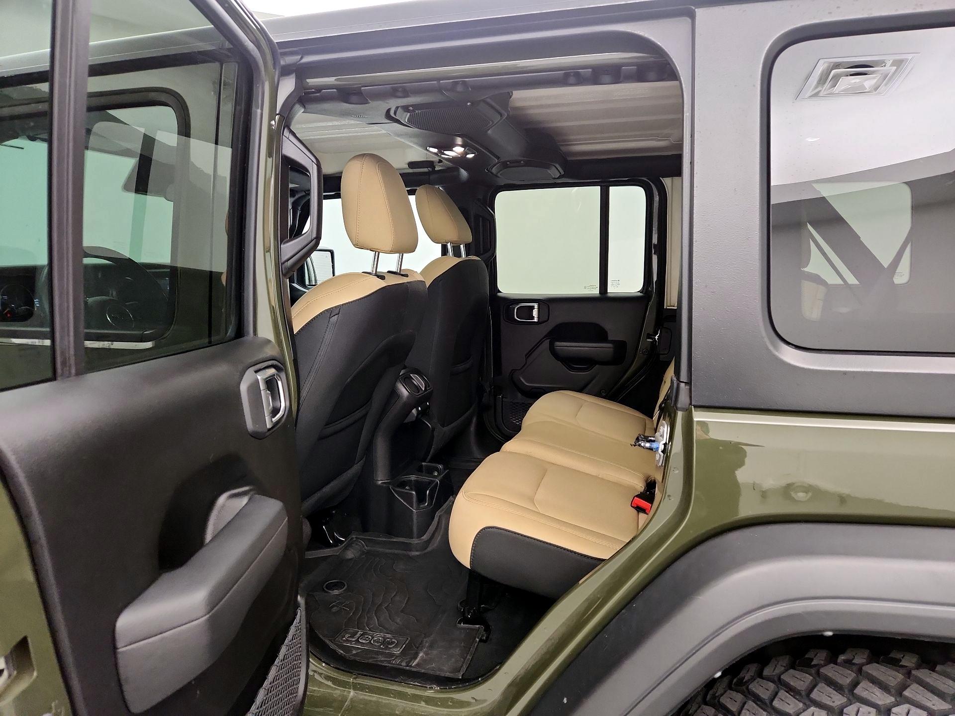 Thumbnail: 2022 Jeep Wrangler - 19