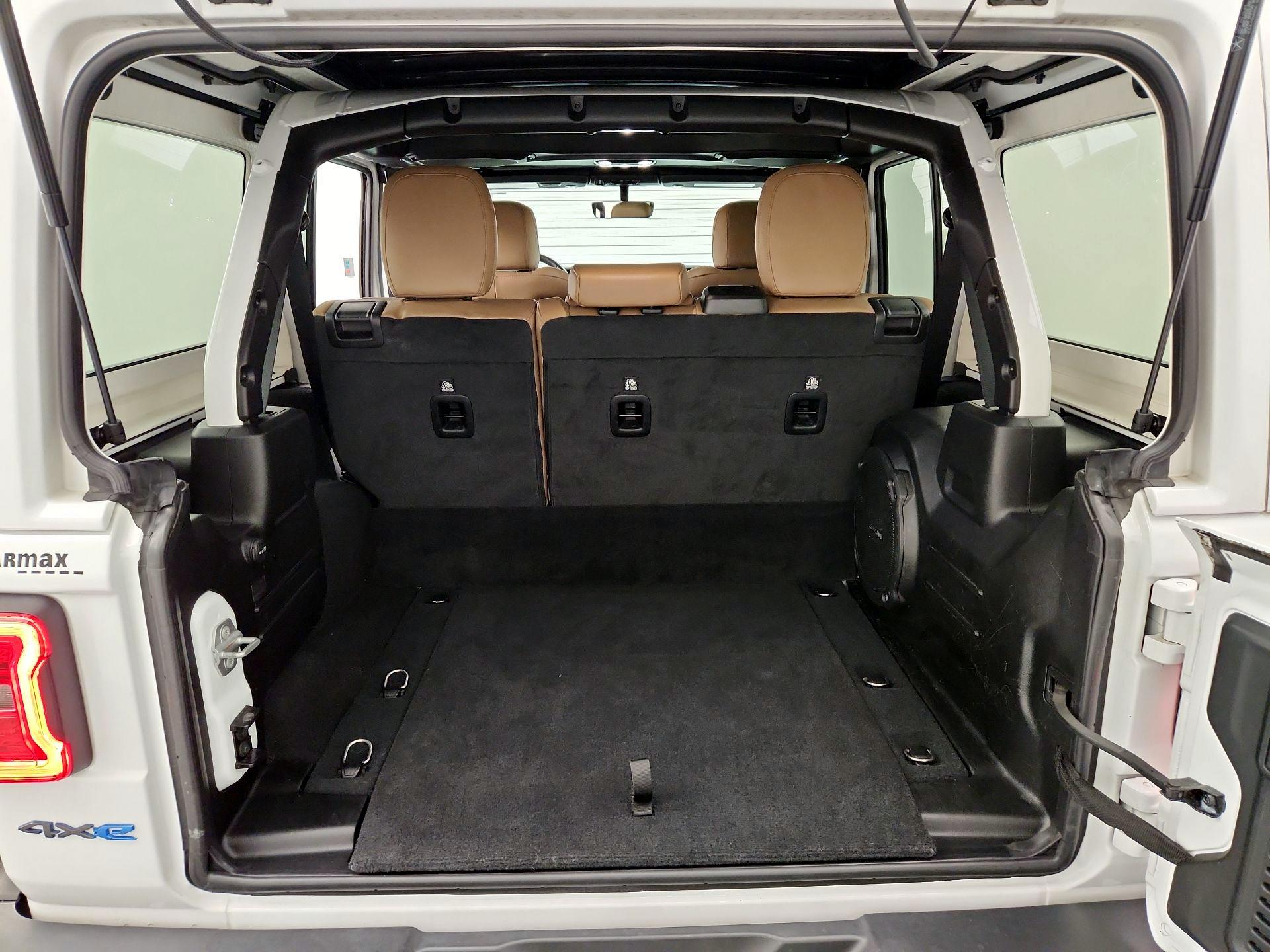 Thumbnail: 2023 Jeep Wrangler - 20