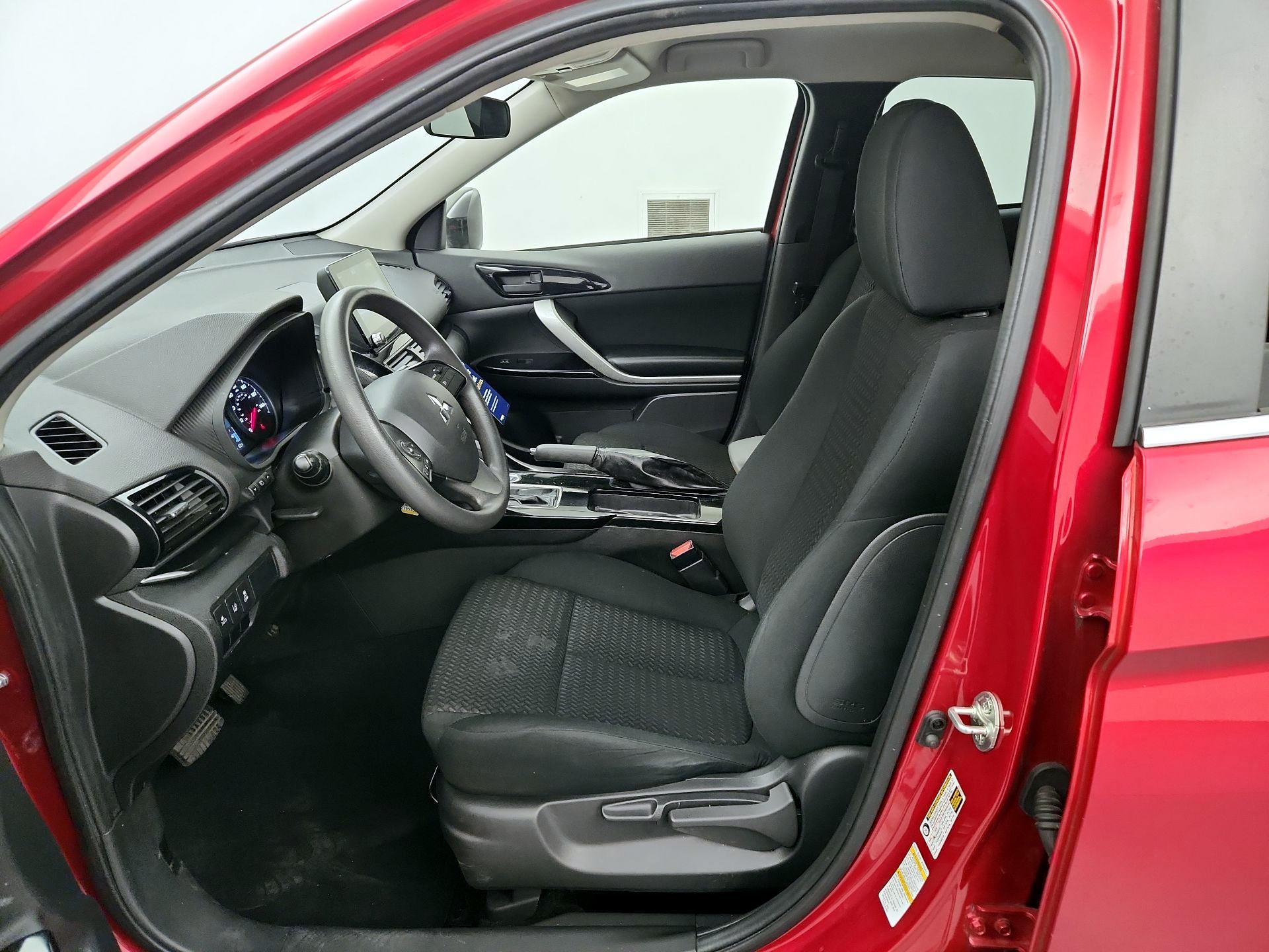 Thumbnail: 2023 Mitsubishi Eclipse Cross - 11