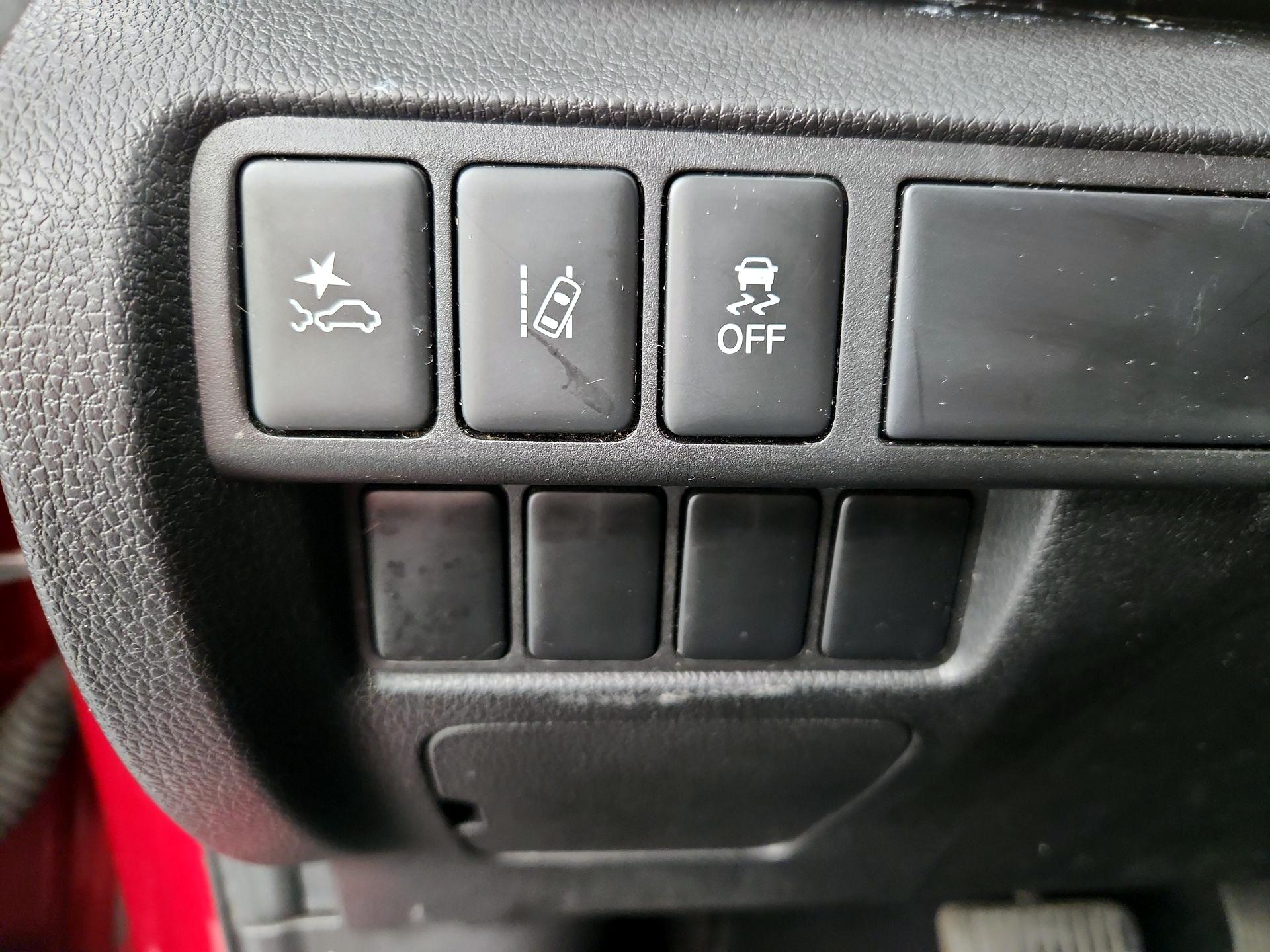 Thumbnail: 2023 Mitsubishi Eclipse Cross - 13