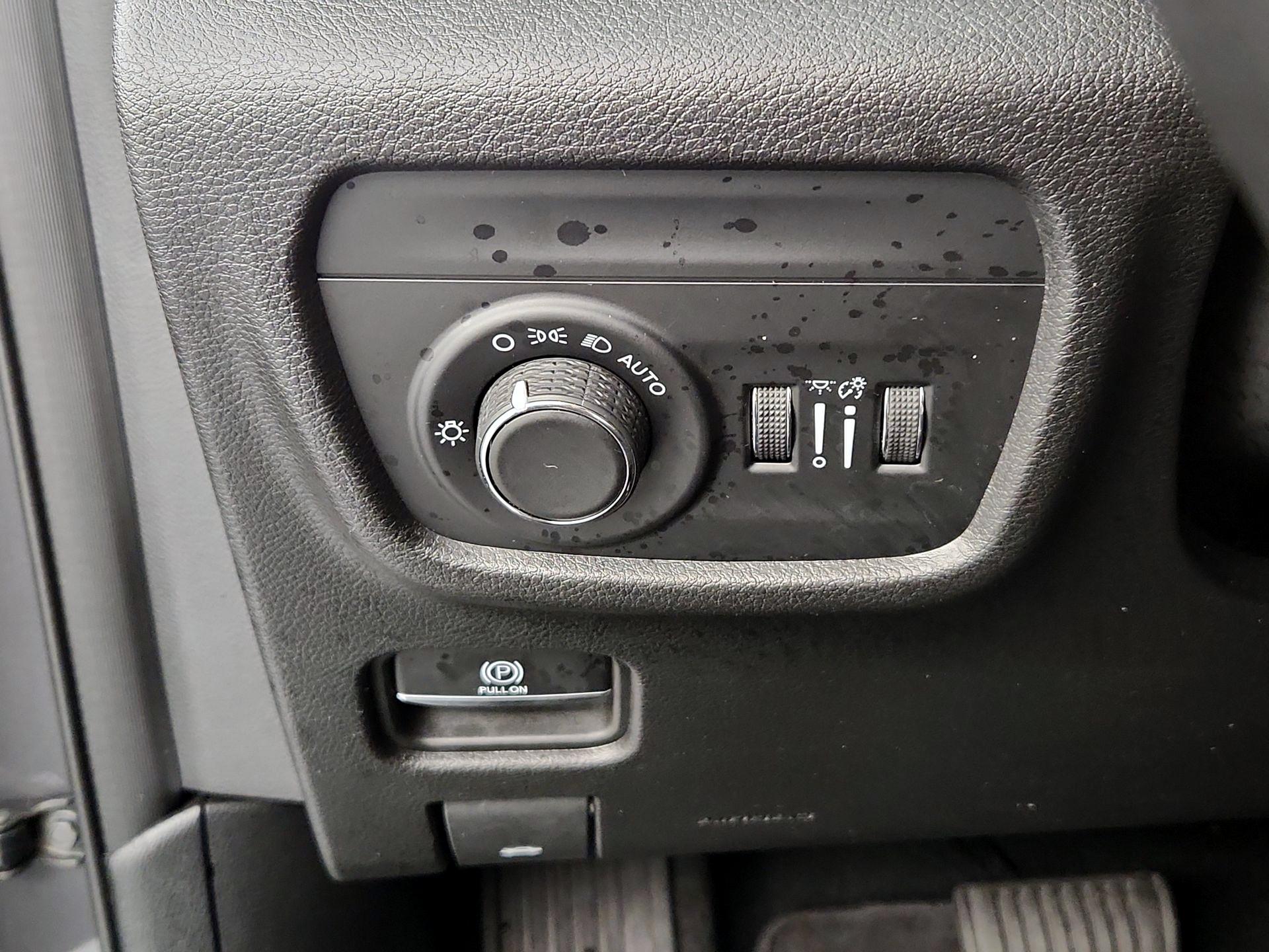 Thumbnail: 2022 Jeep Grand Cherokee - 13