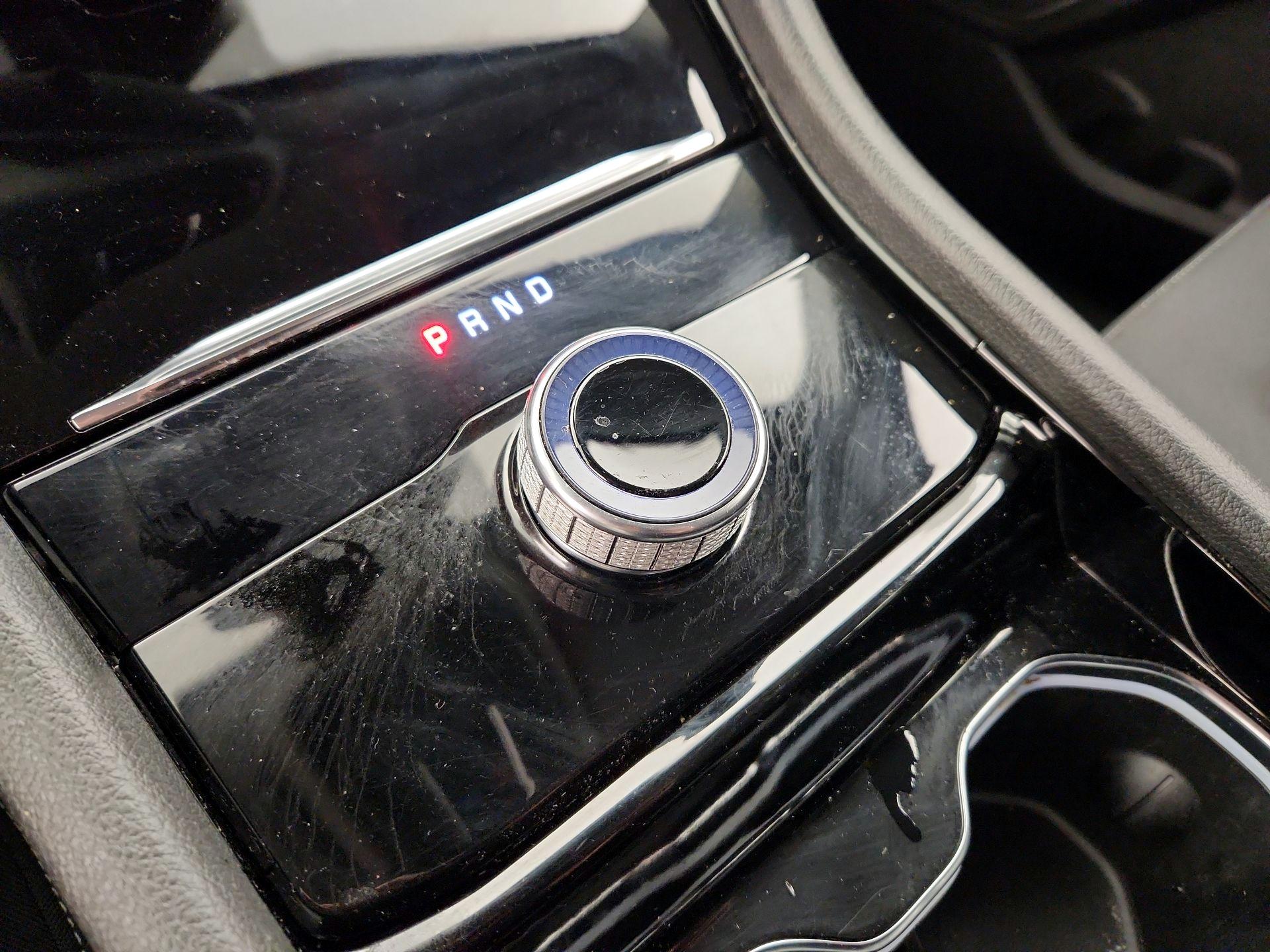 Thumbnail: 2022 Jeep Grand Cherokee - 17