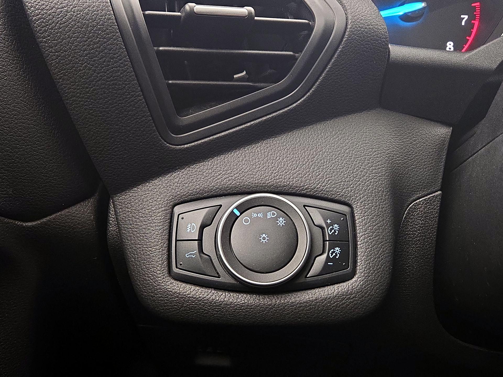 Thumbnail: 2017 Ford Escape - 13