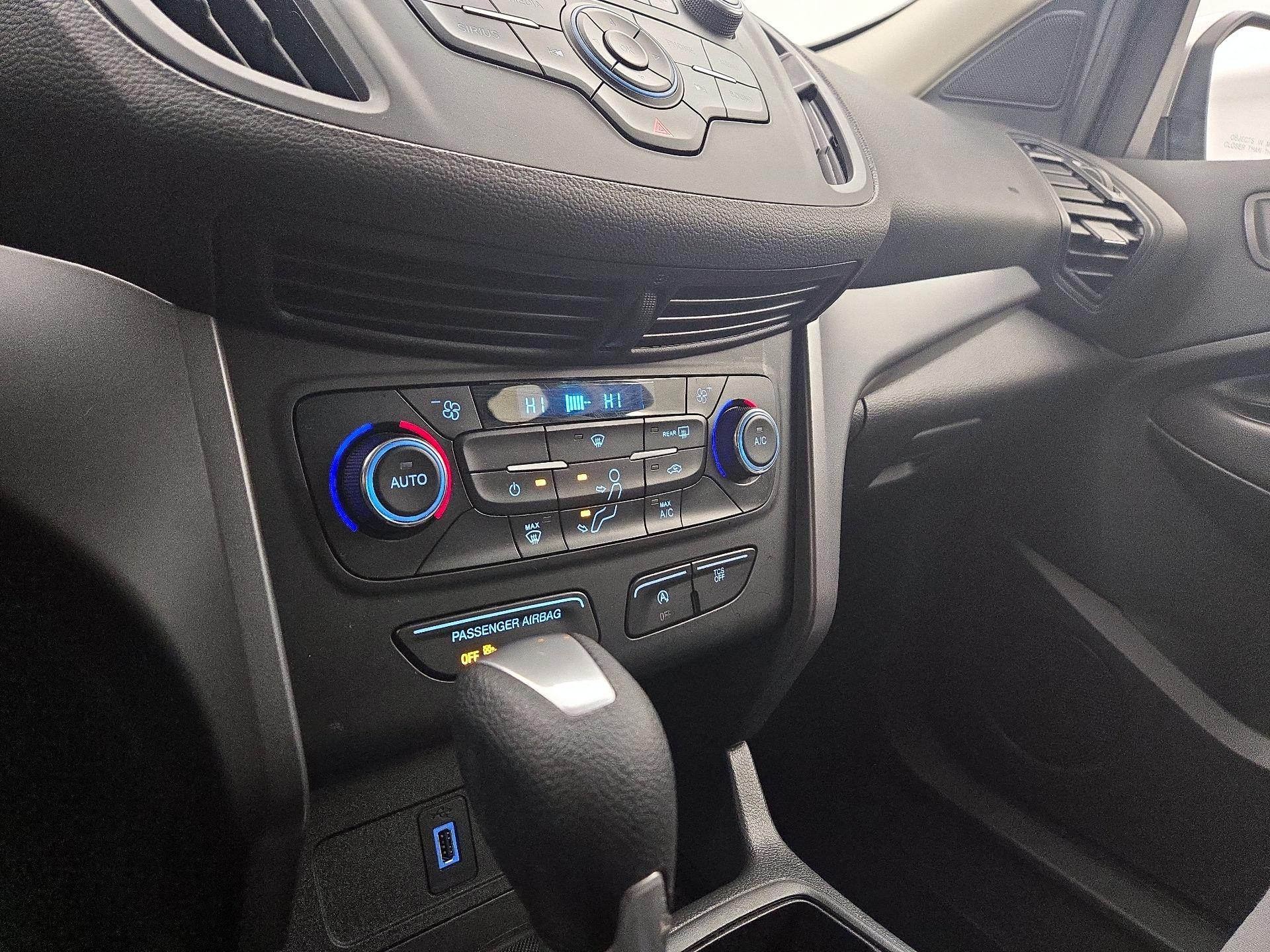 Thumbnail: 2017 Ford Escape - 16