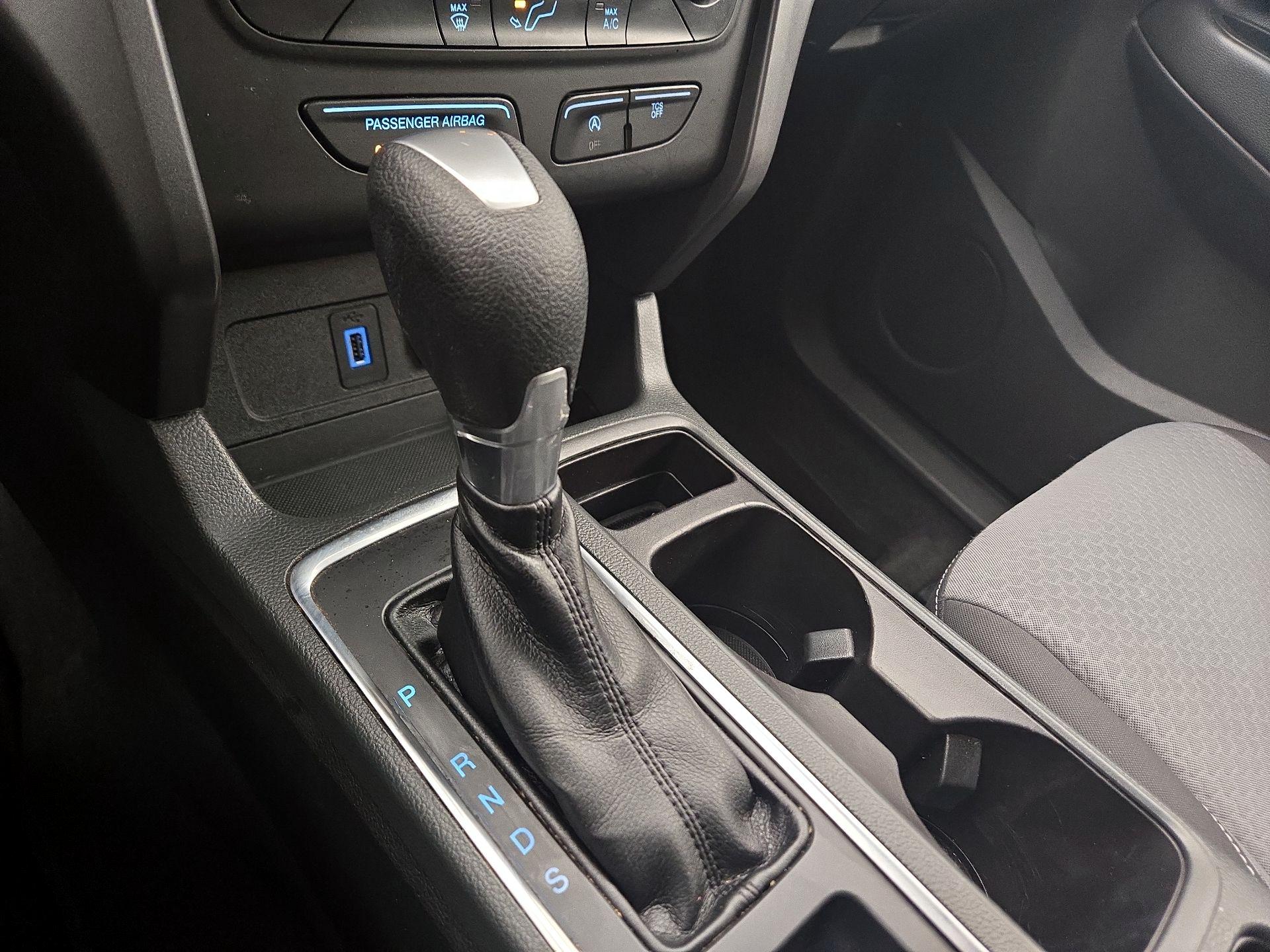 Thumbnail: 2017 Ford Escape - 17