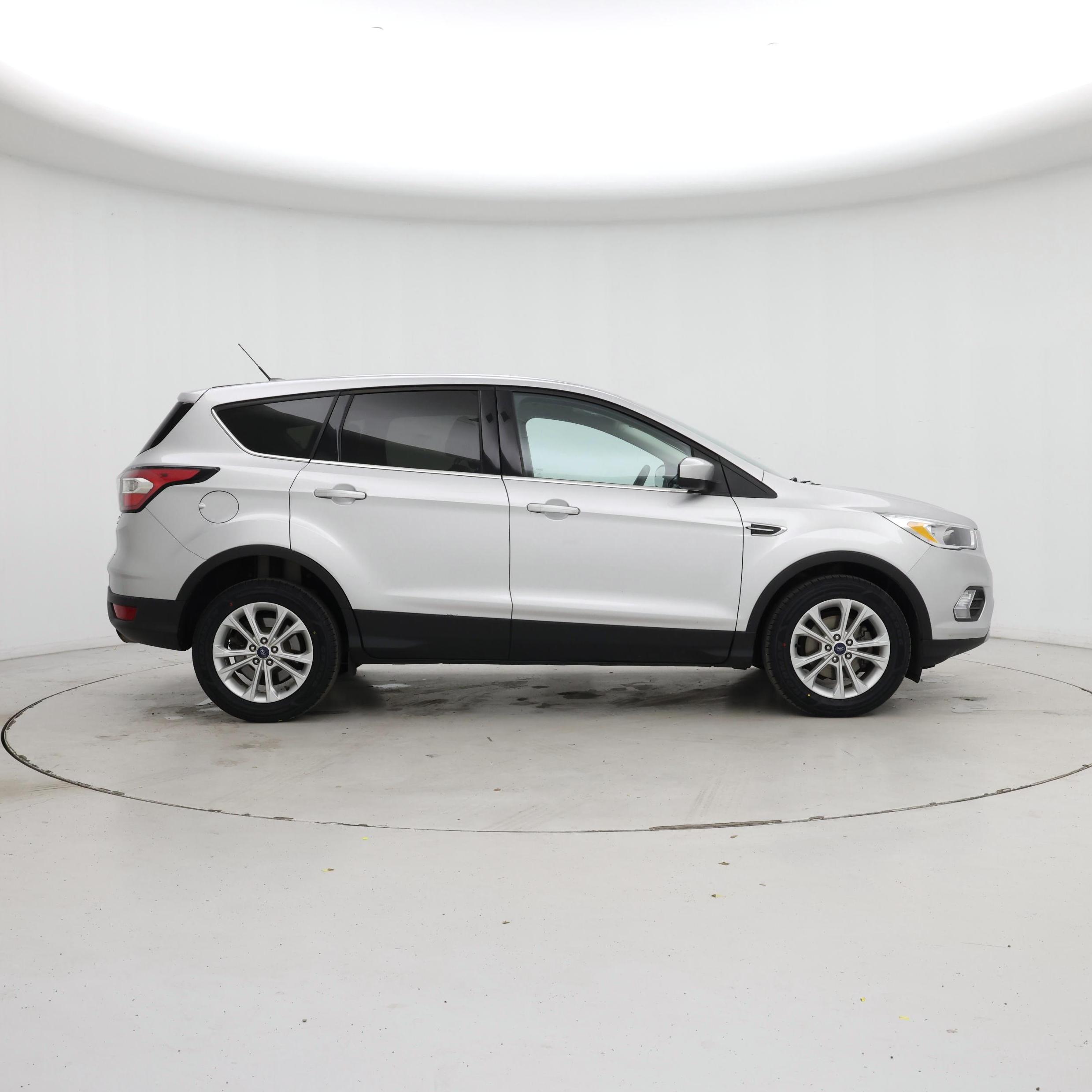 Thumbnail: 2017 Ford Escape - 7