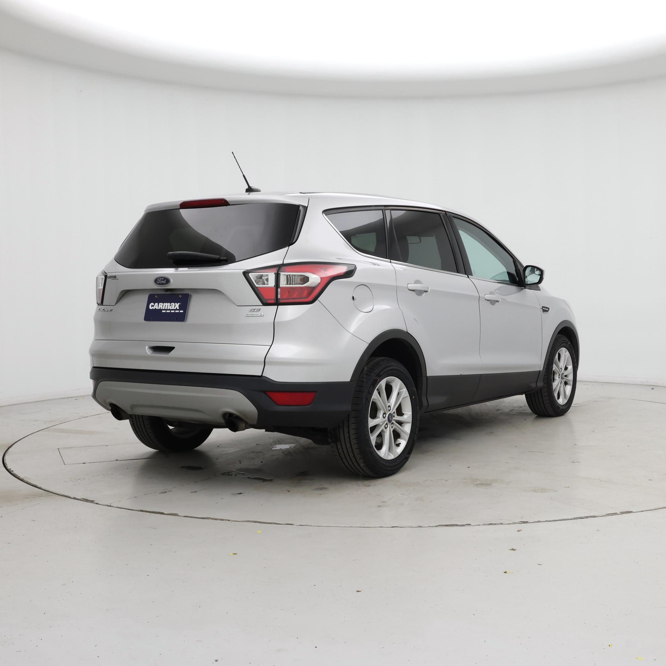 Thumbnail: 2017 Ford Escape - 8