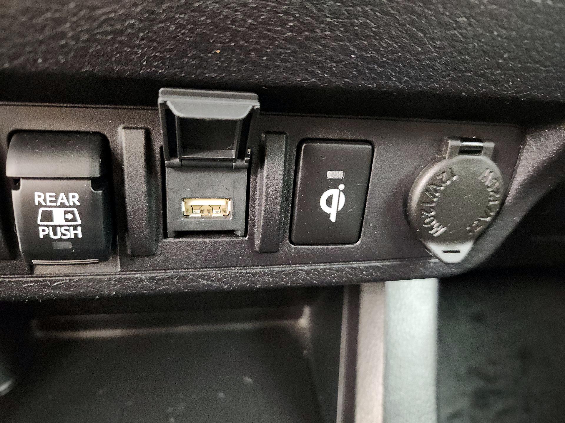 Thumbnail: 2022 Toyota Tacoma - 18