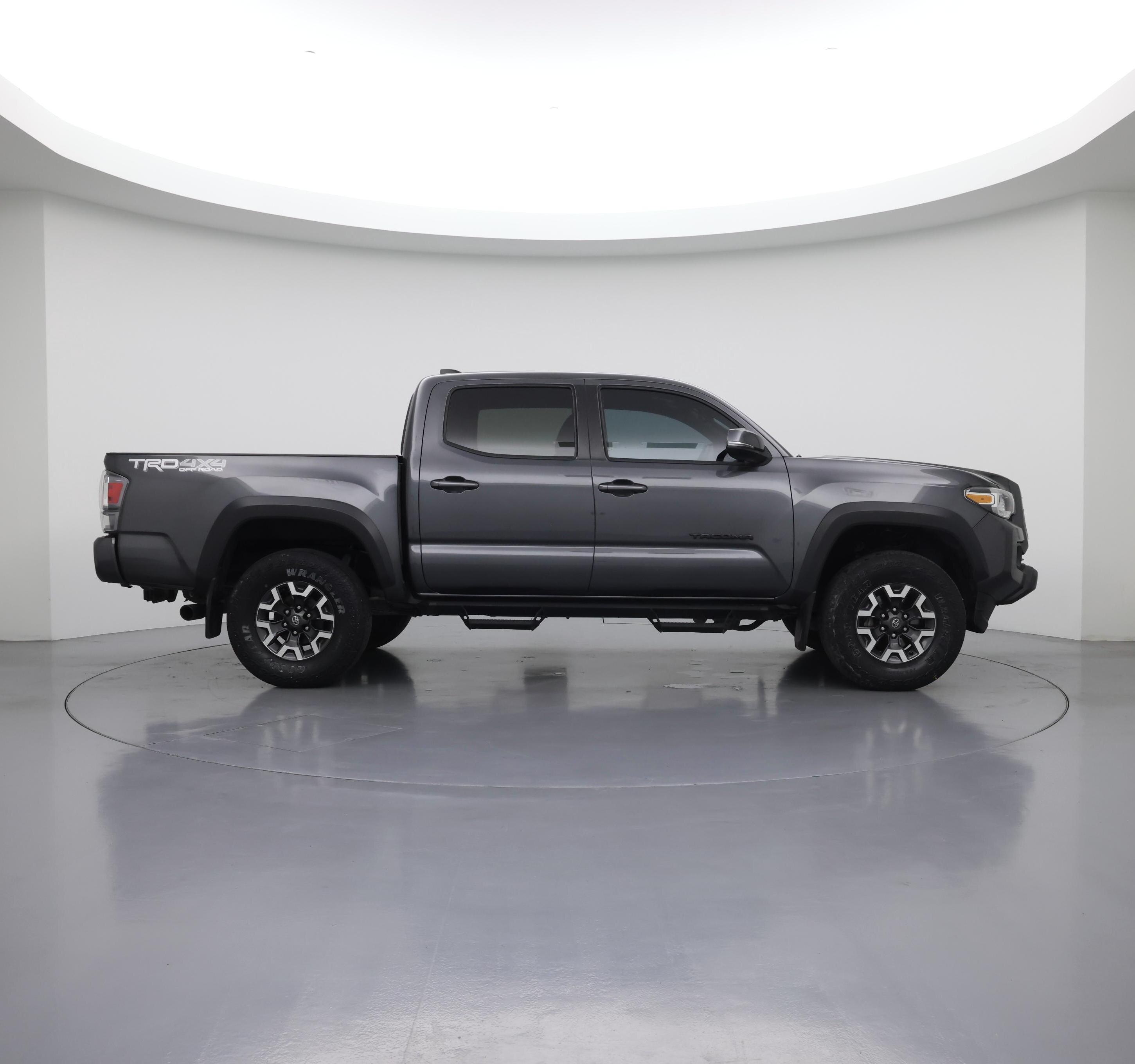Thumbnail: 2022 Toyota Tacoma - 7