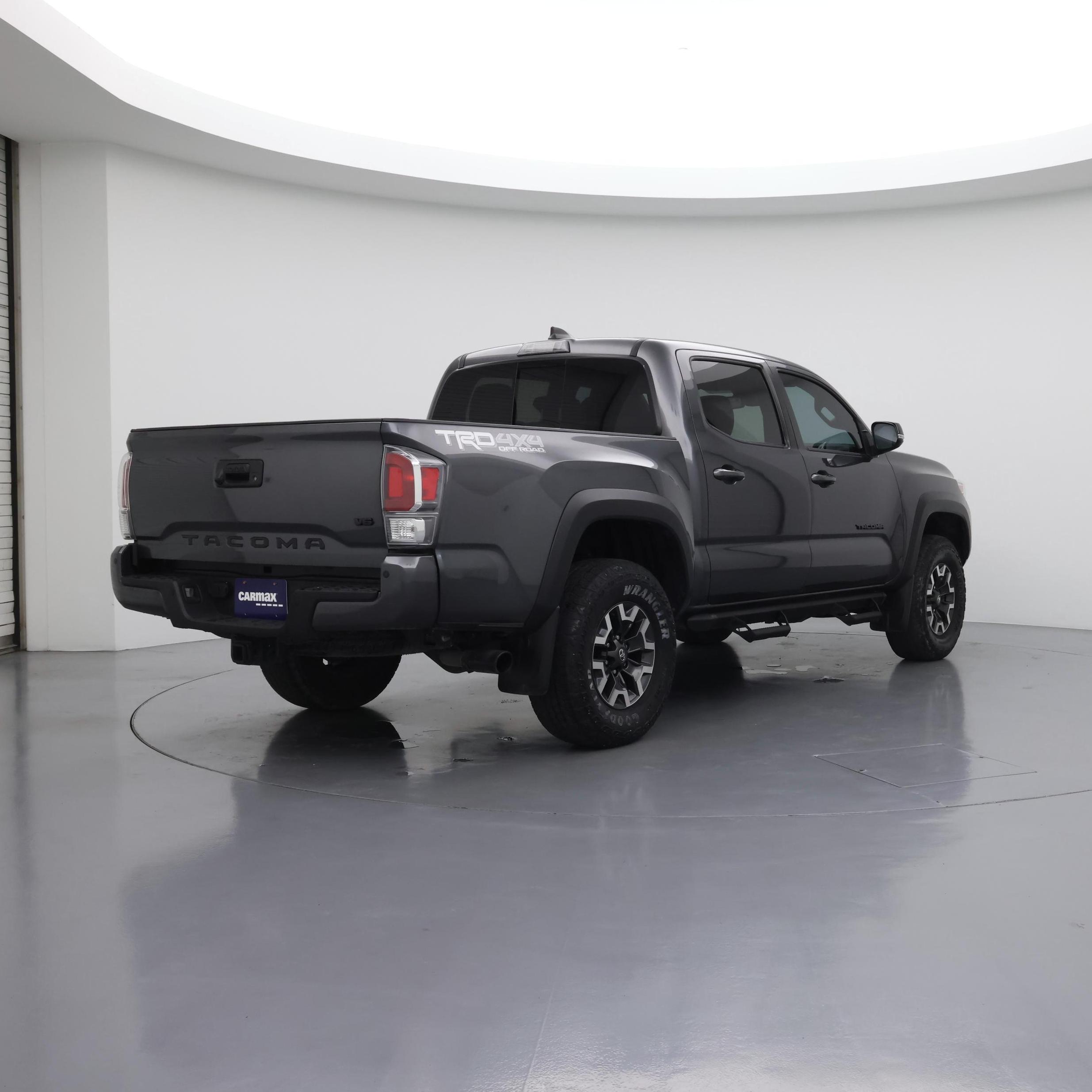 Thumbnail: 2022 Toyota Tacoma - 8