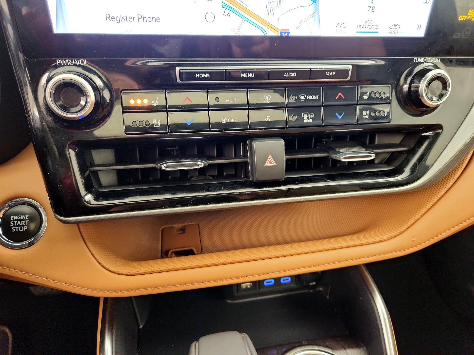 Thumbnail: 2022 Toyota Highlander - 16