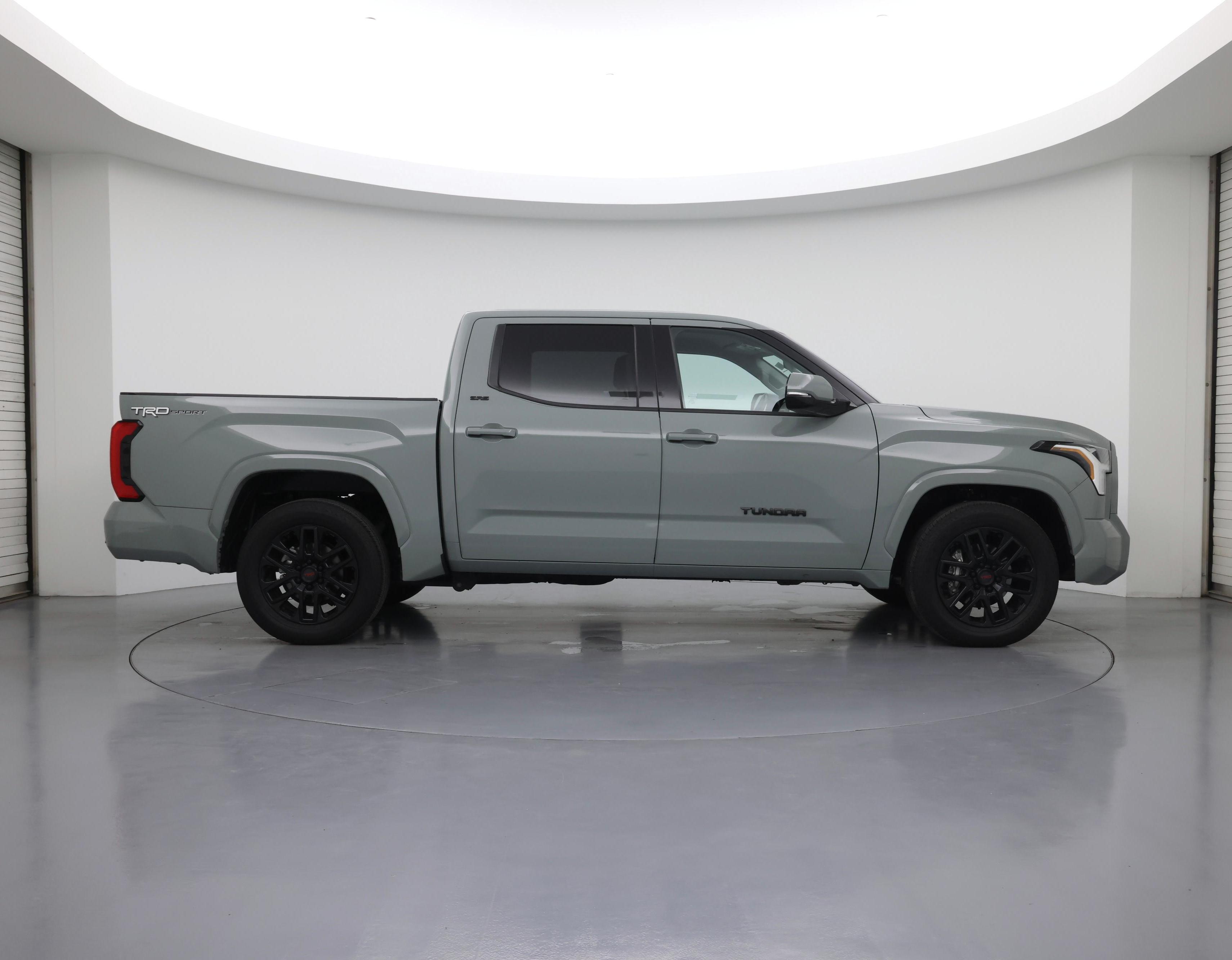 Thumbnail: 2023 Toyota Tundra - 7