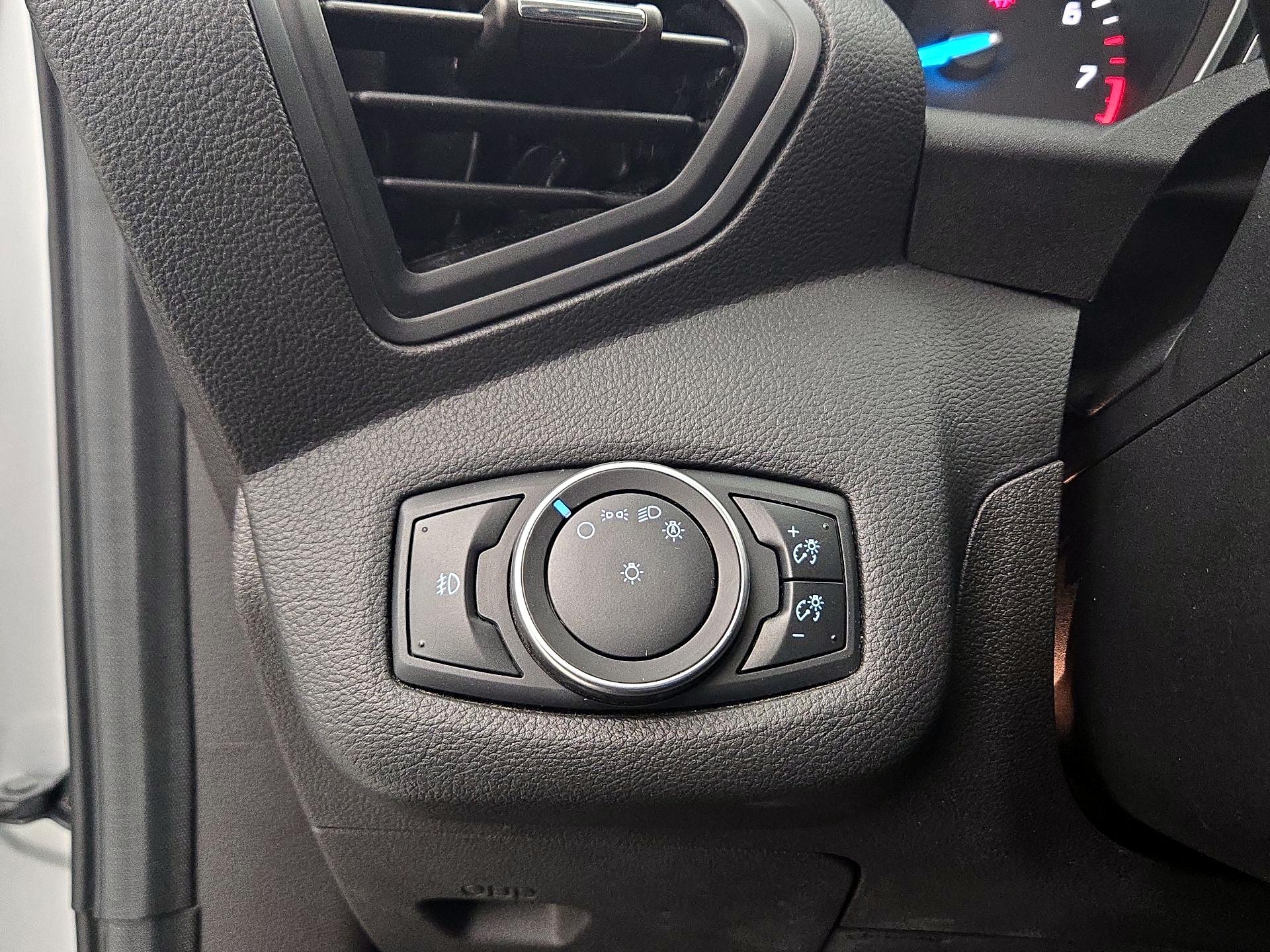 Thumbnail: 2016 Ford Escape - 13