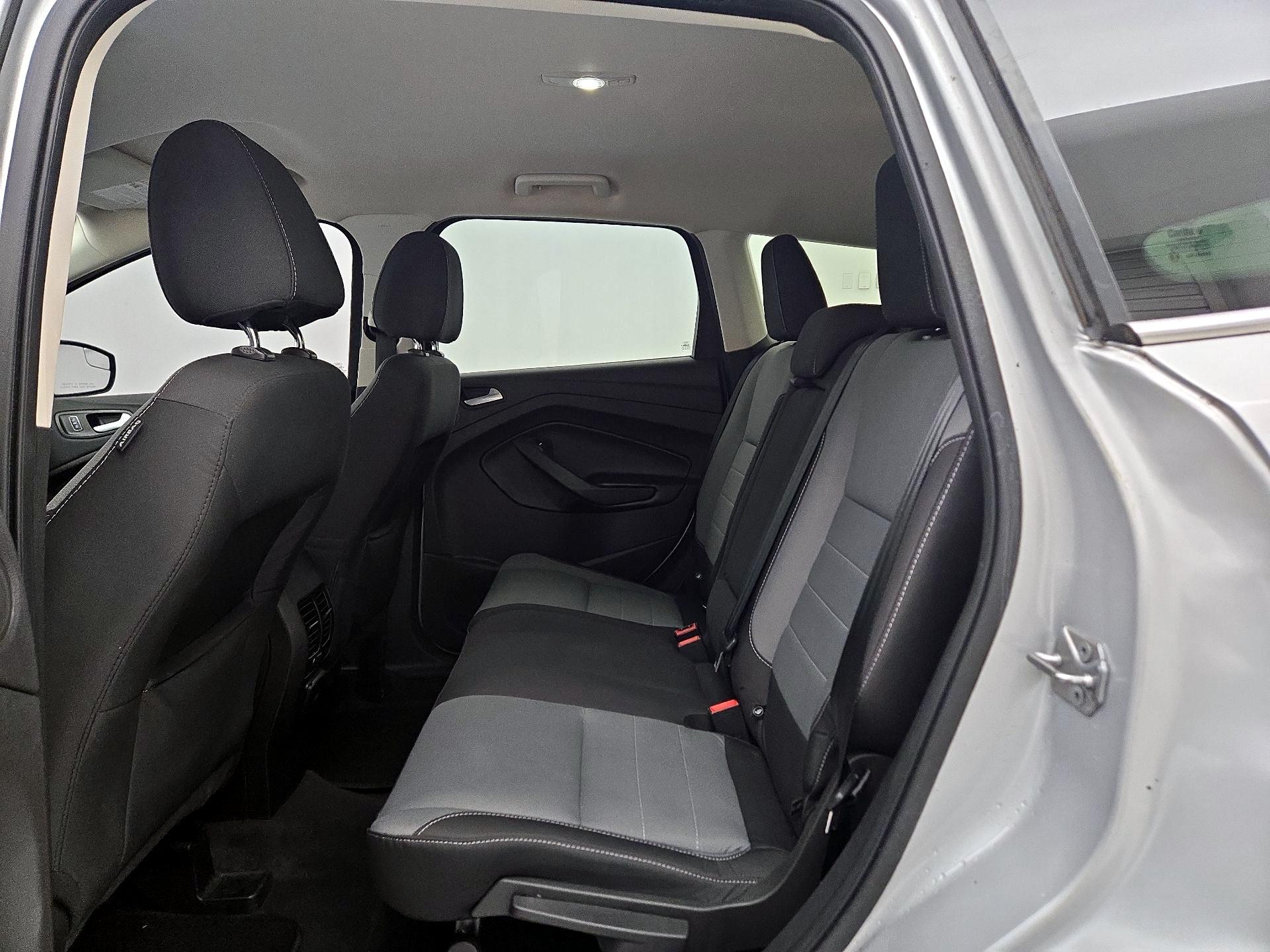 Thumbnail: 2016 Ford Escape - 19