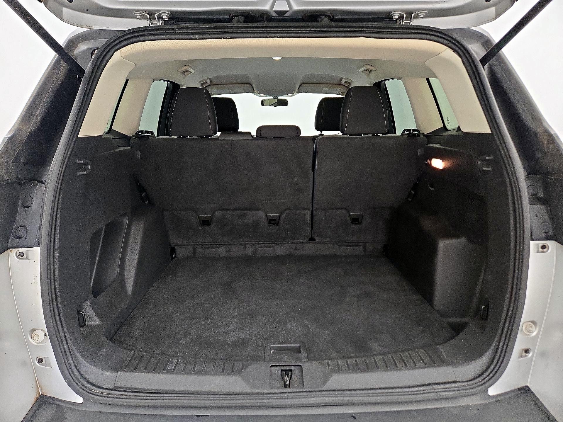 Thumbnail: 2016 Ford Escape - 20