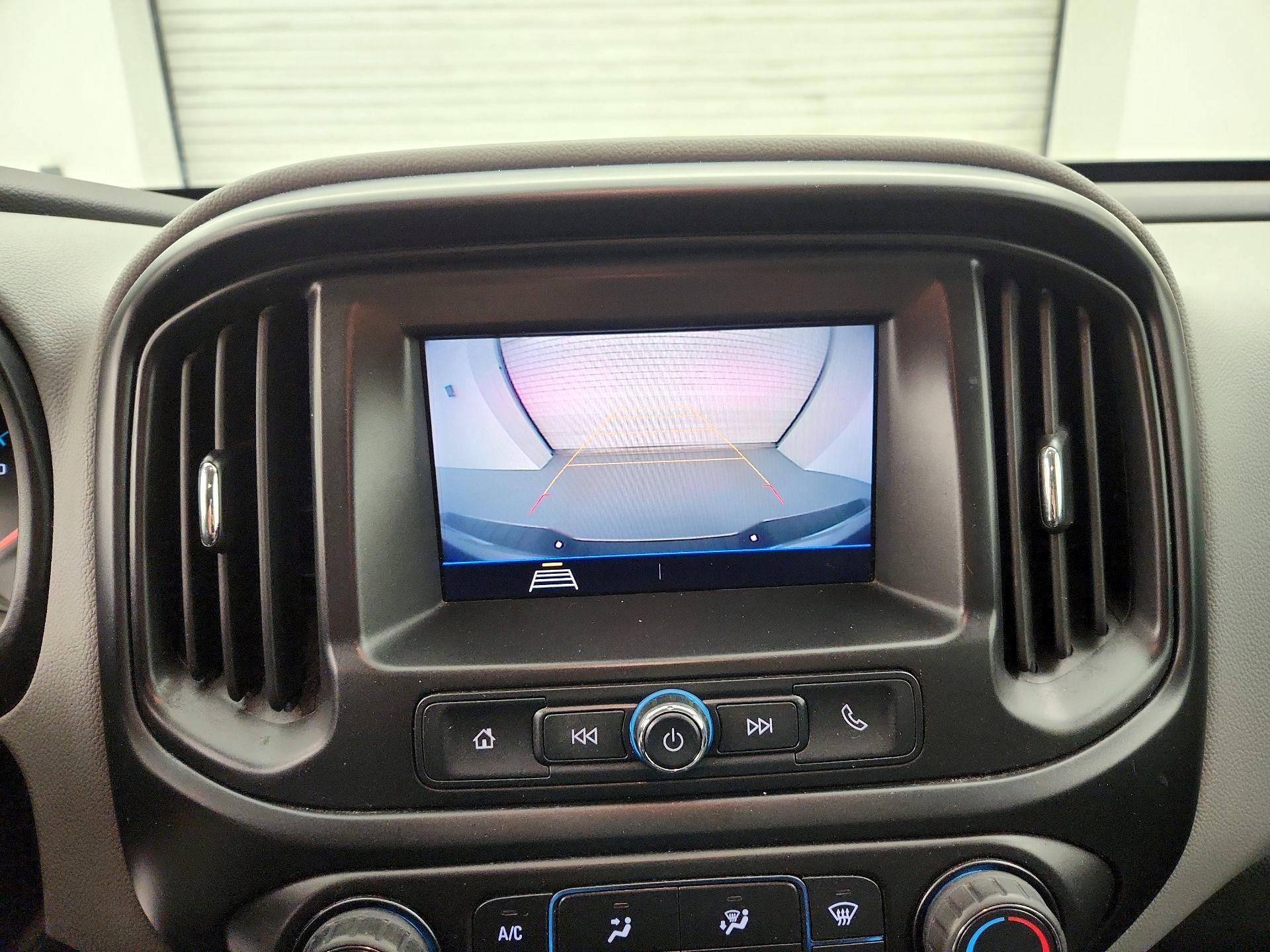 Thumbnail: 2022 Chevrolet Colorado - 14