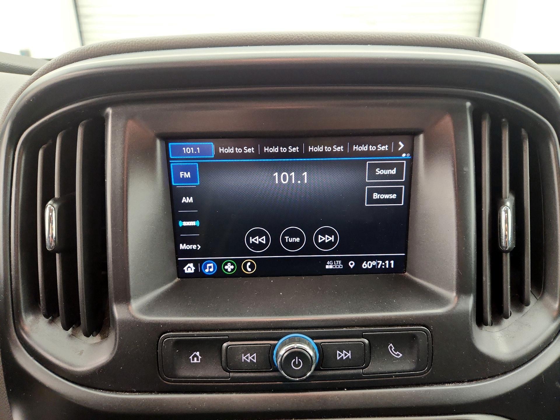 Thumbnail: 2022 Chevrolet Colorado - 15