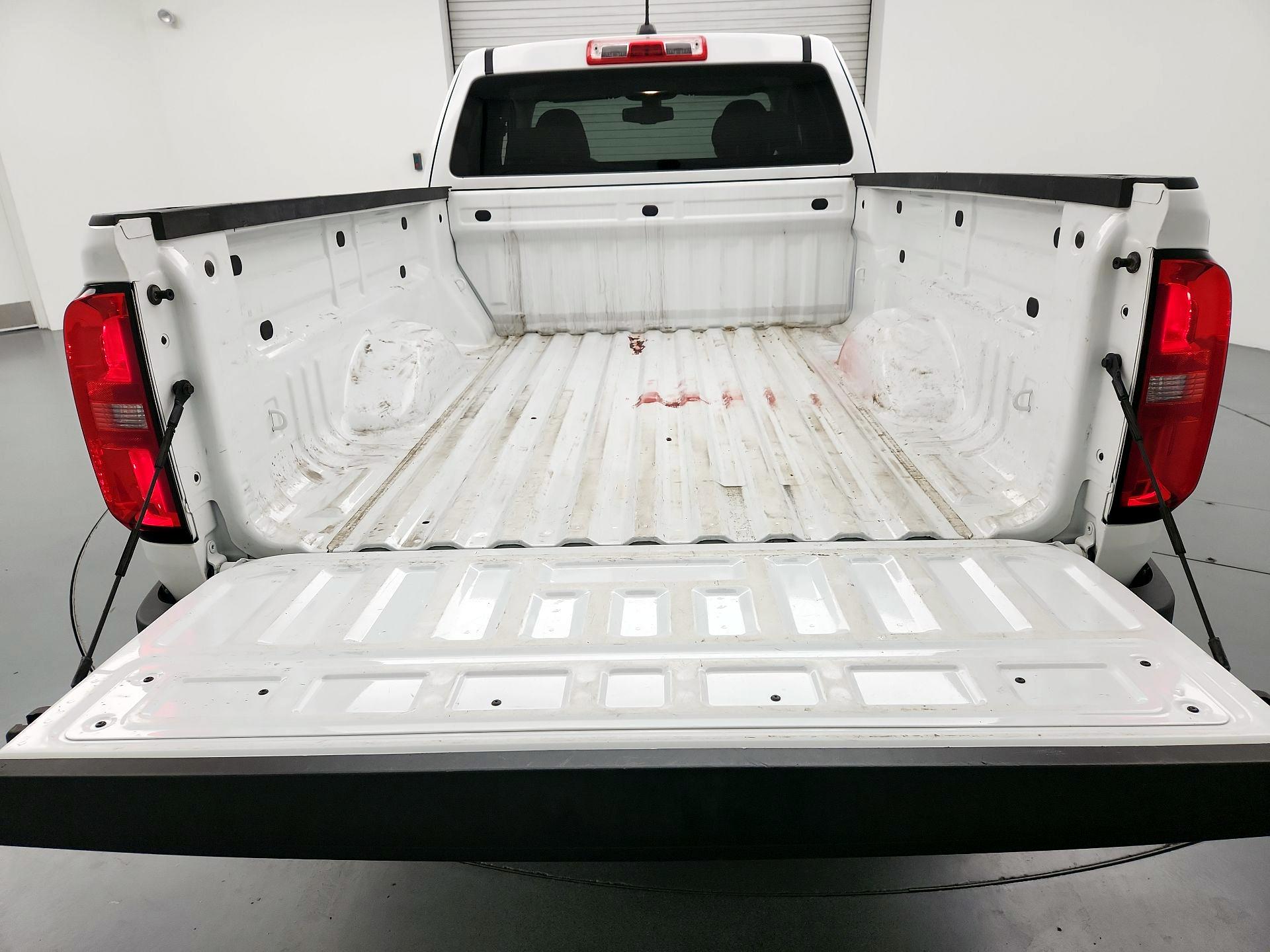 Thumbnail: 2022 Chevrolet Colorado - 20